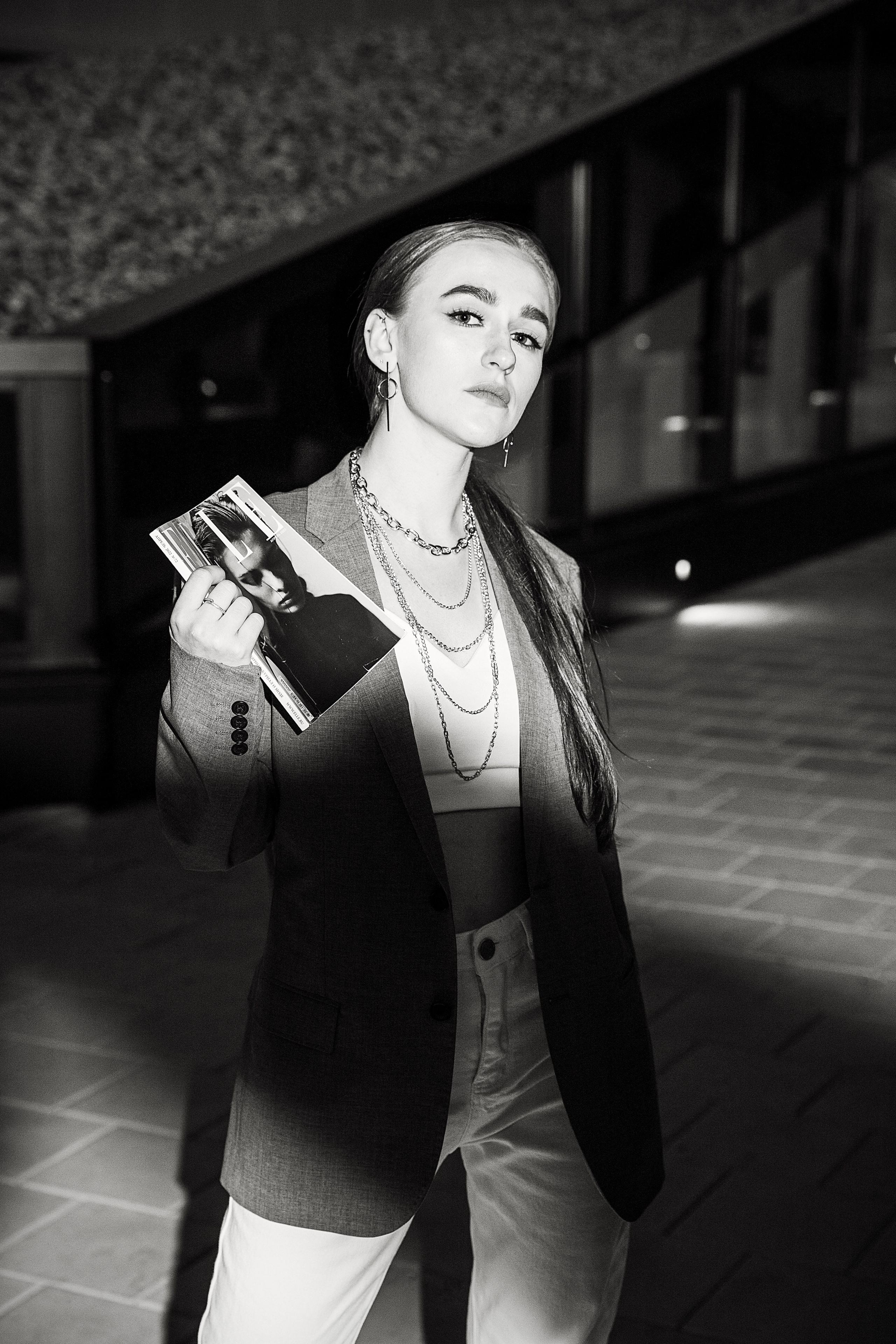 Женский портрет. Главная