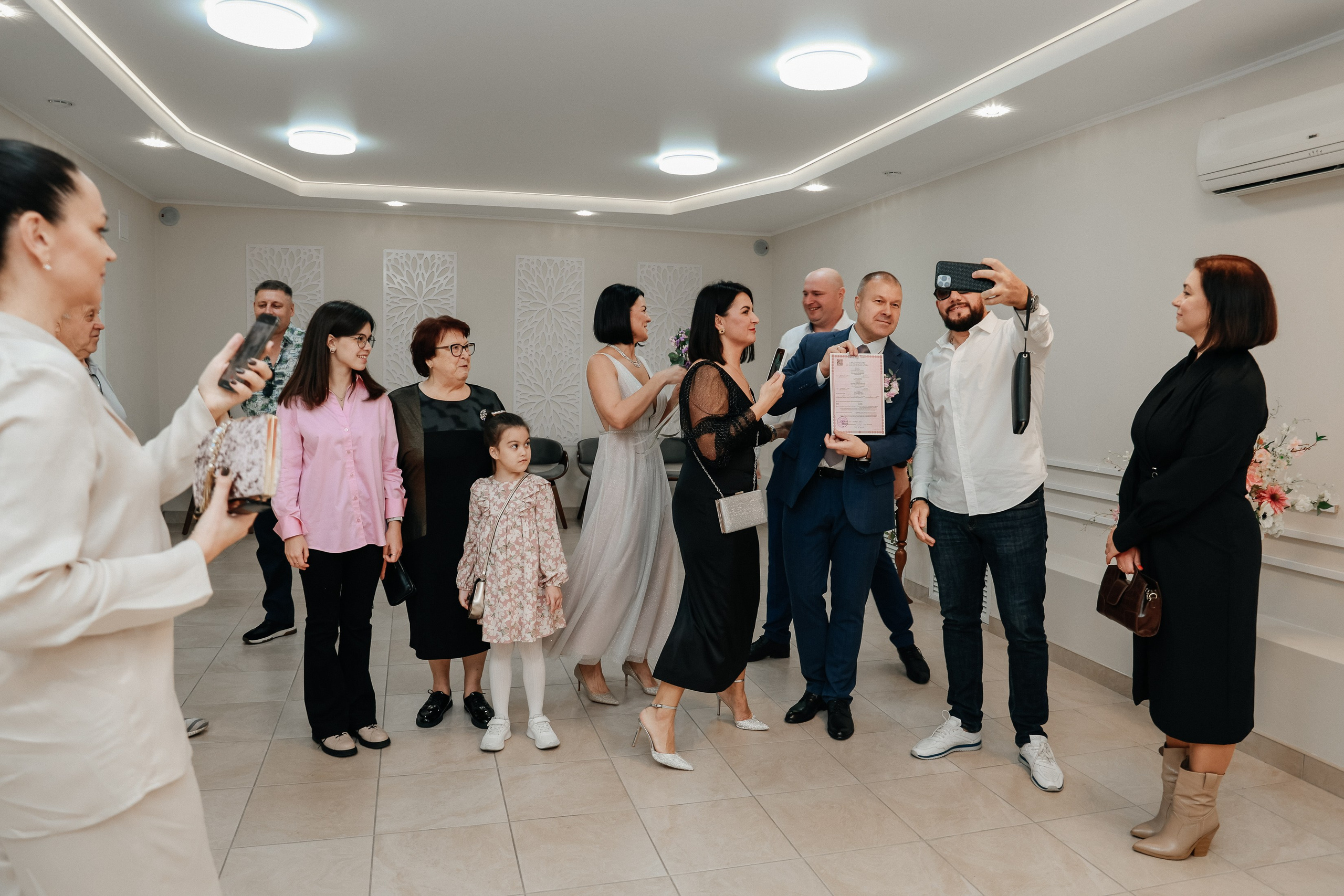 Евгений и Евгения Регистрация и прогулка. Фотограф Юлия Мальцева