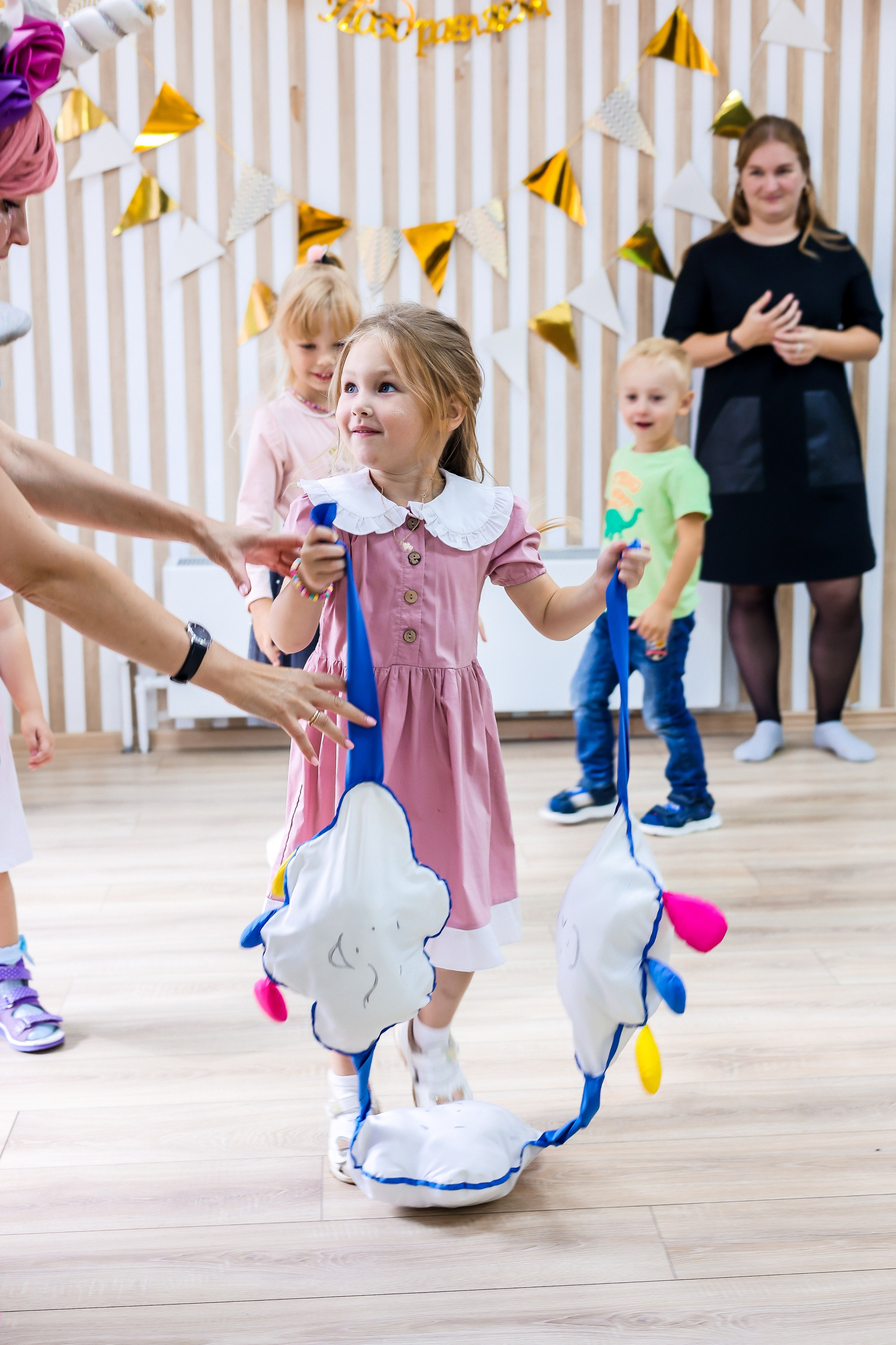 Арина 4 года. Kids Point. Фотограф Диана Воробьева Нижний Новгород