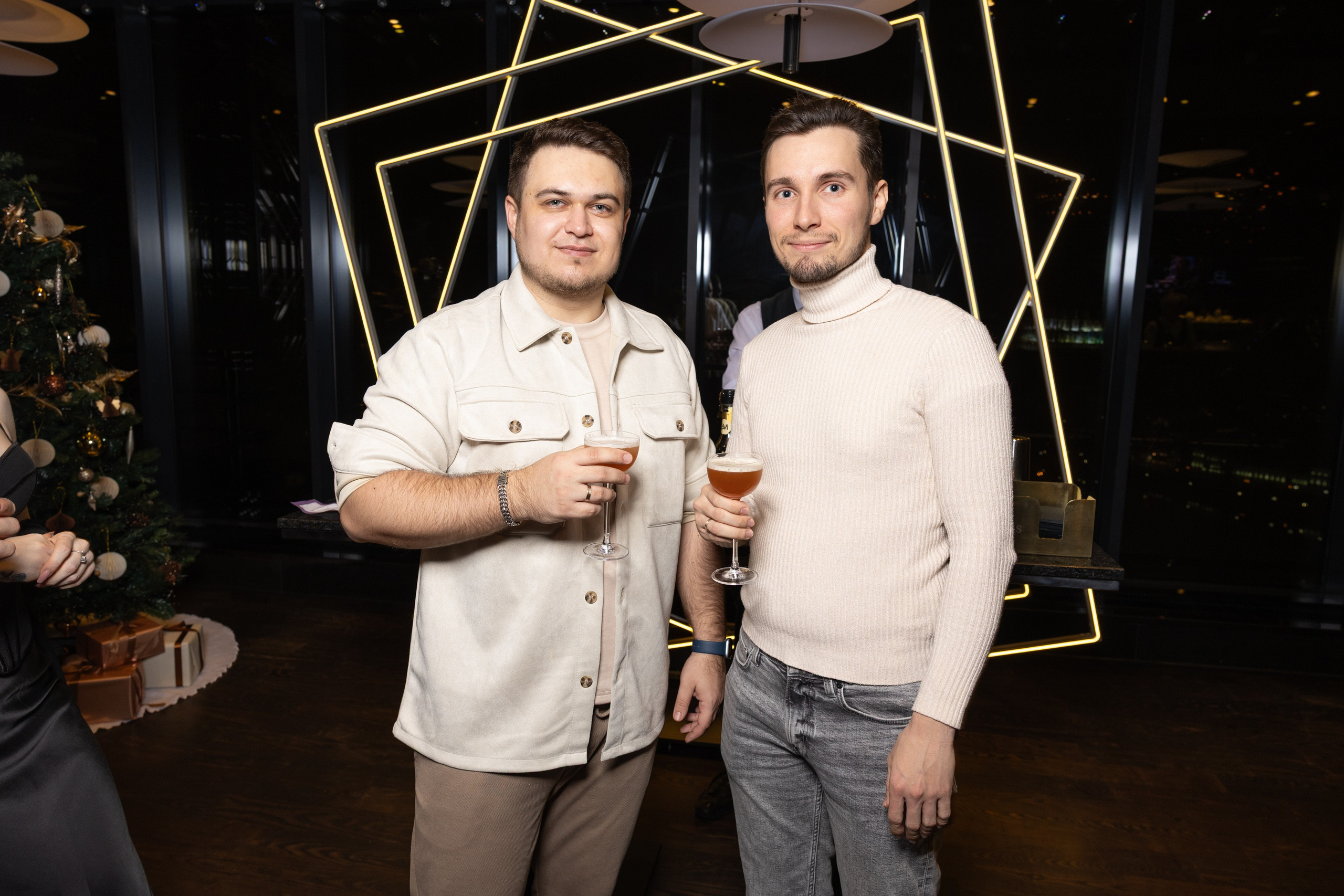 Фотосъёмка корпоратива в ресторане BarDot | Минск — Алексей Баталов