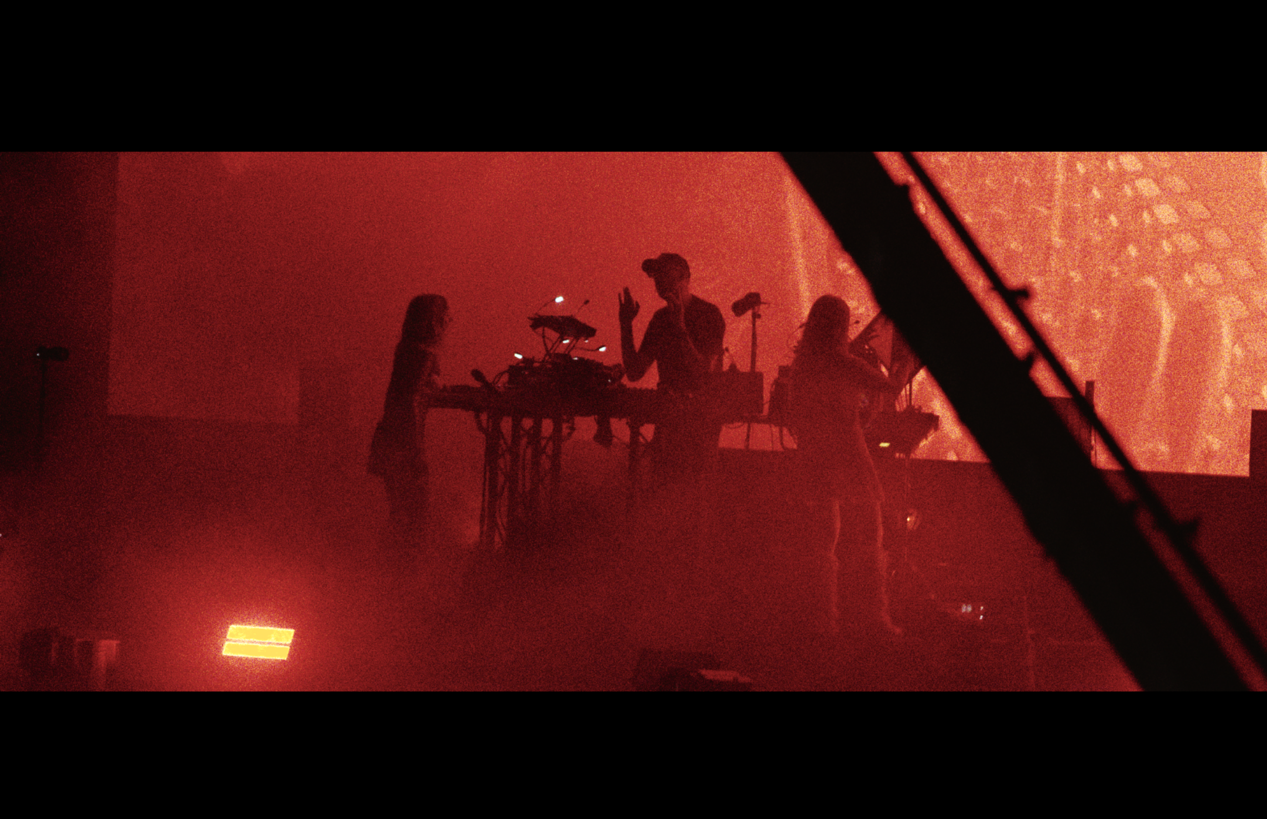 TOMORA FUJIROCK. Satyusho