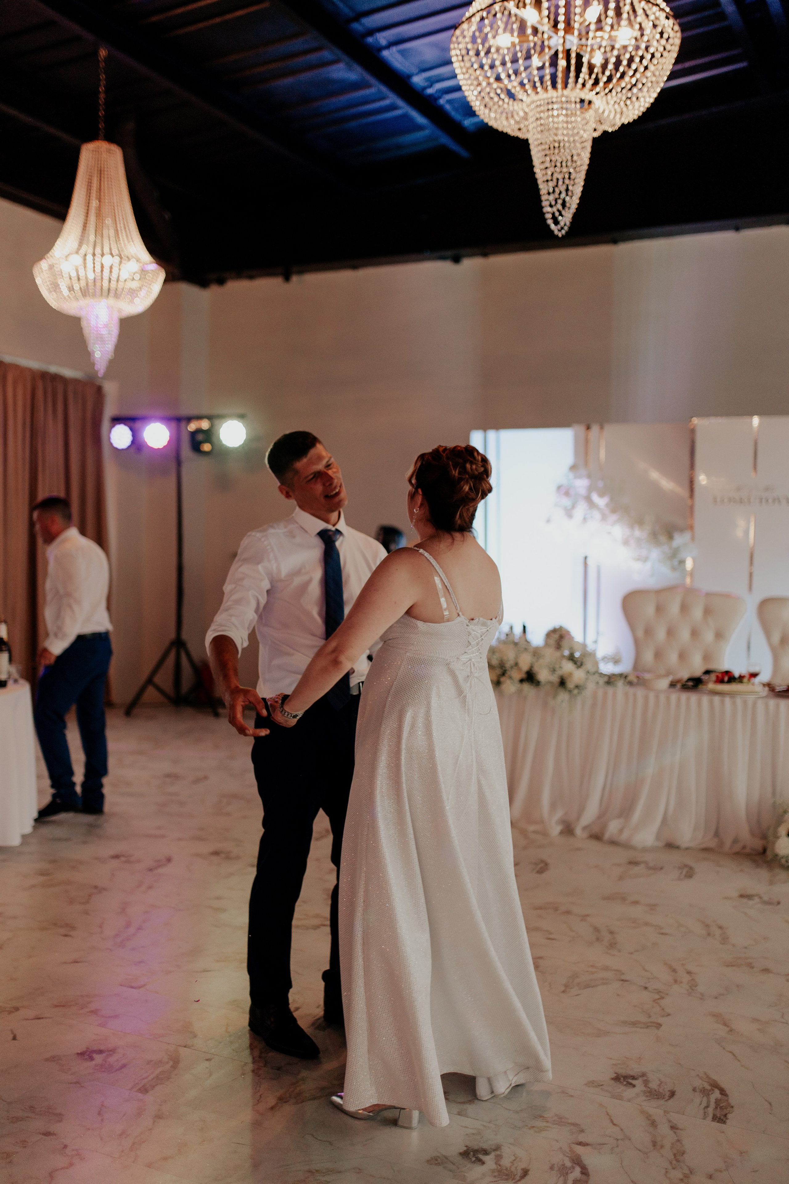 Свадебный банкет в Санкт-Петербурге — Трогательная фотосессия с родными и лавстори. Фотограф в Санкт-Петербурге Лиза Семченкова