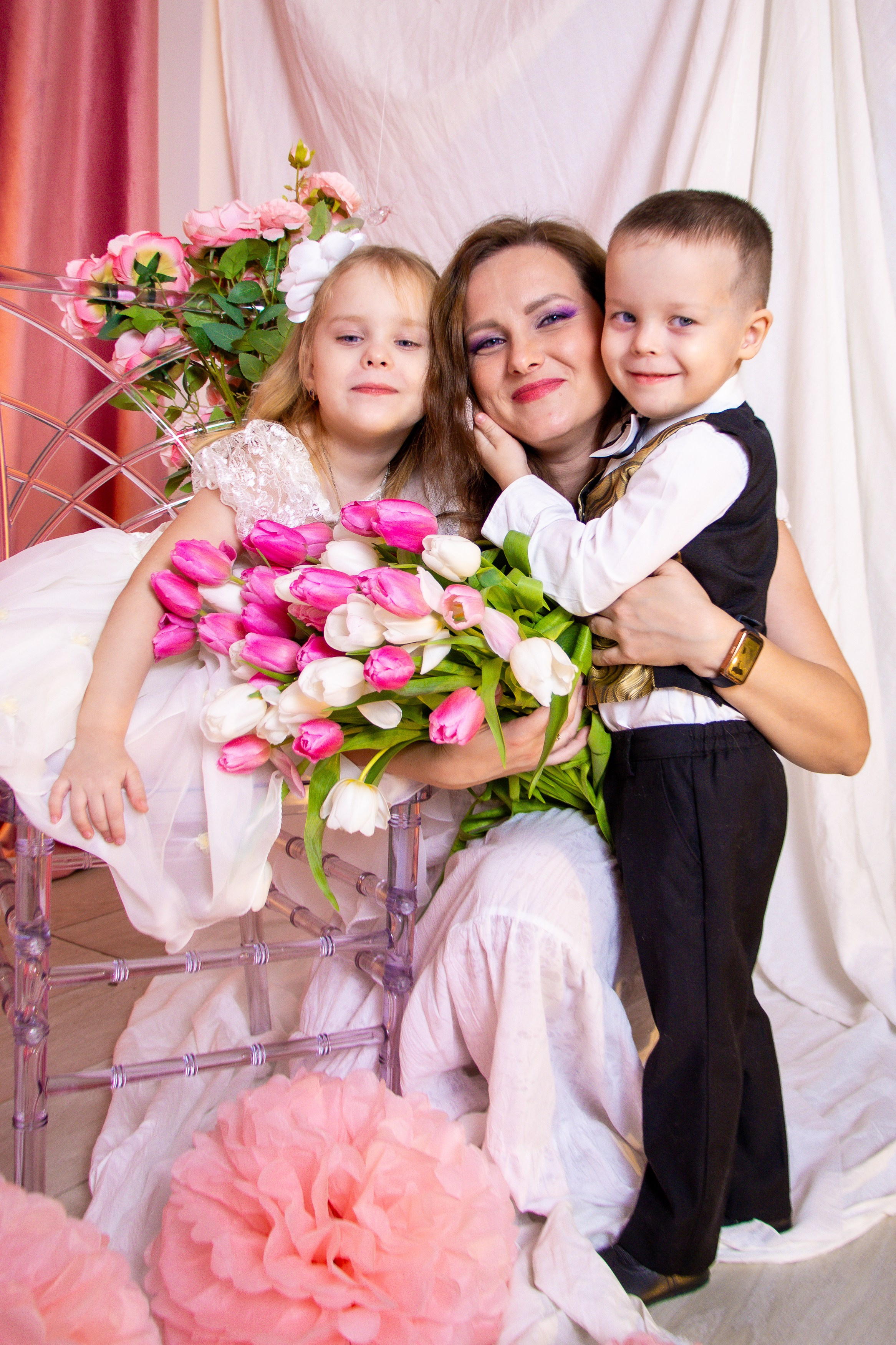Семейная с тюльпанами. Фотограф Татьяна Матрос