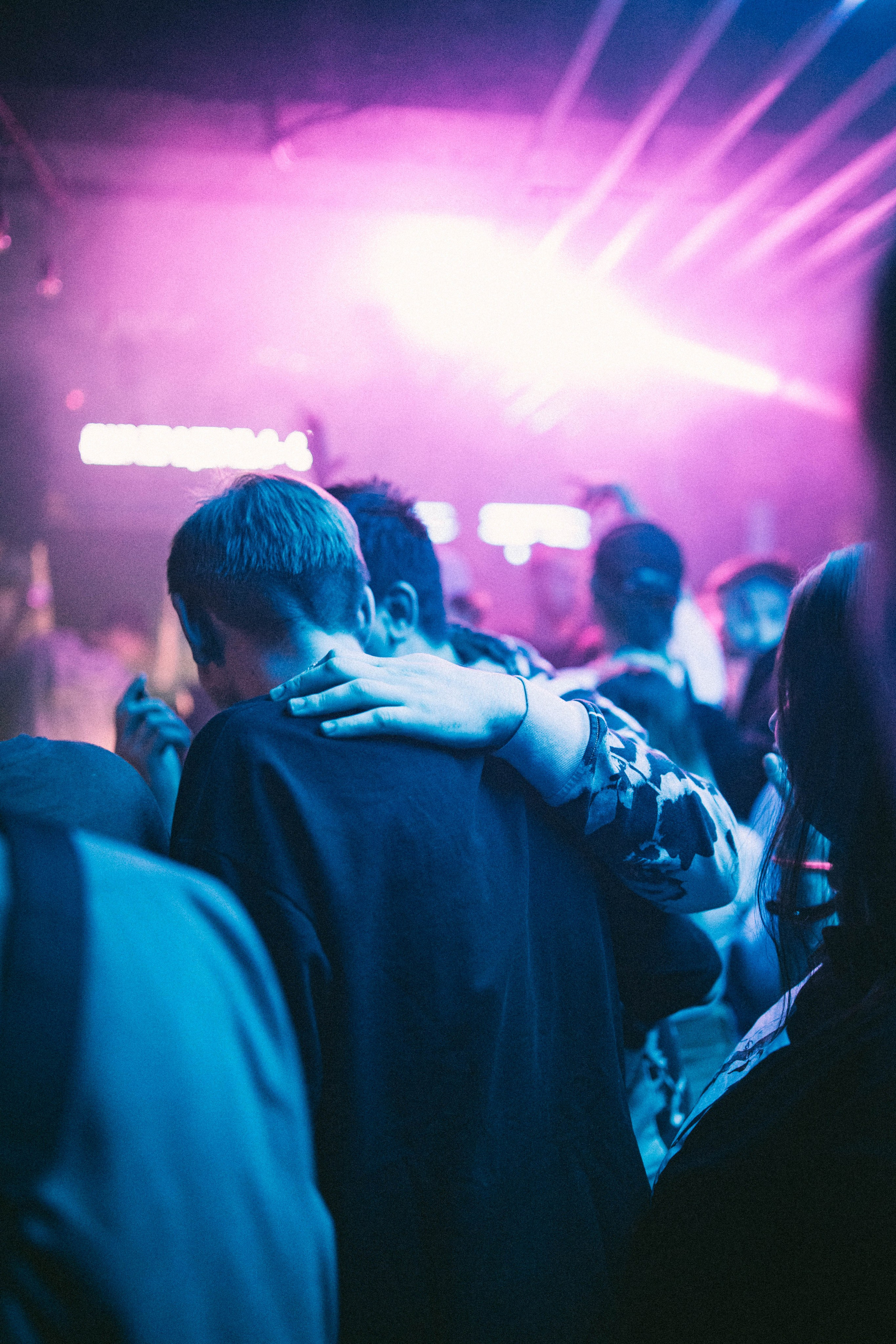 Bear bar 10.11. Awes fram