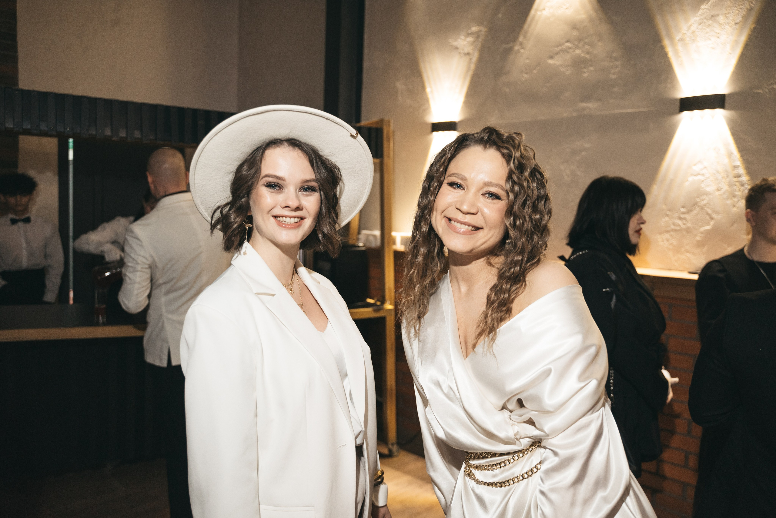 WhiteRoom Pre-wedding. Репортажный и свадебный фотограф в Сургуте