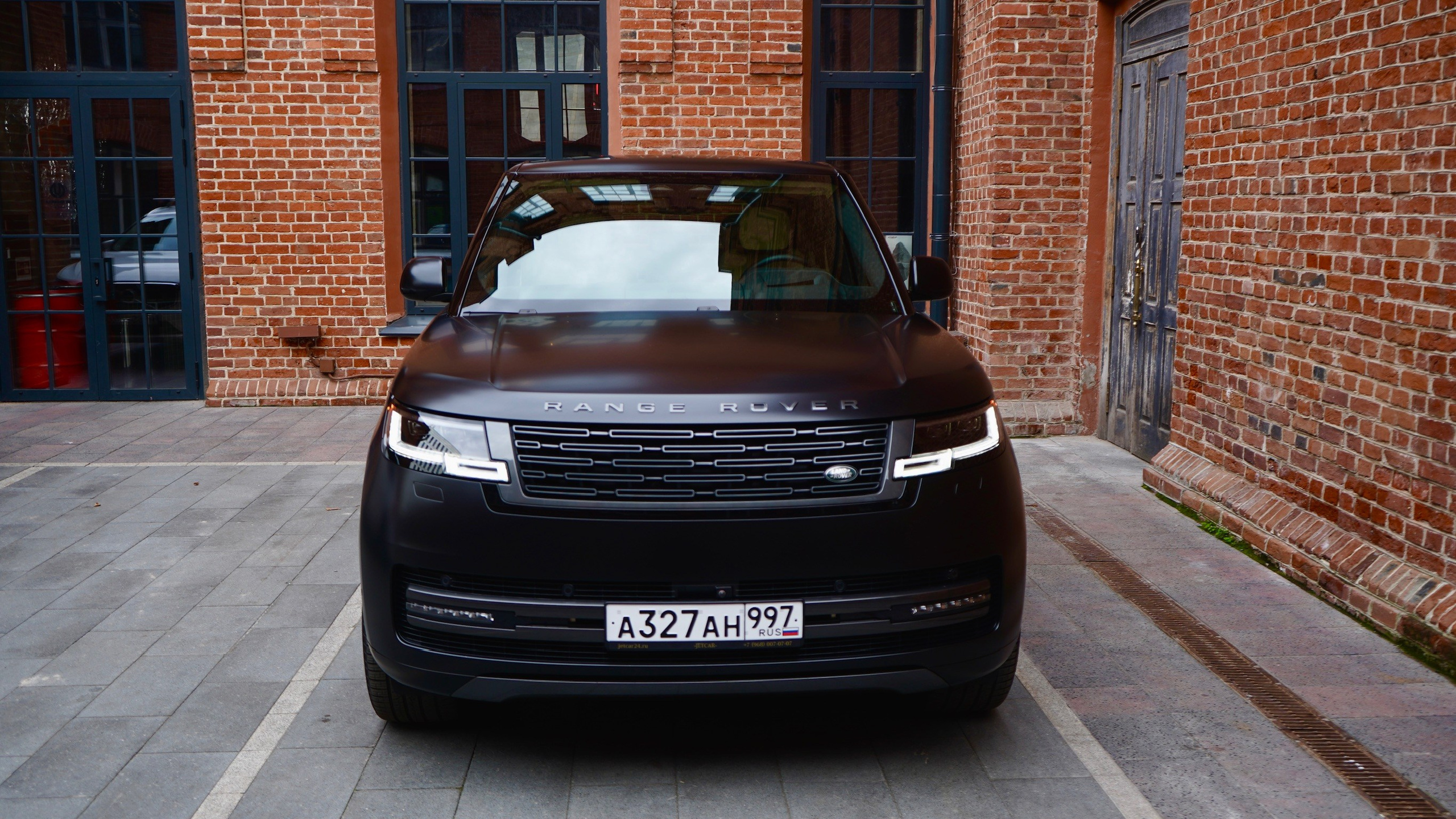 Range Rover. Никита Смирнов — фотограф в Москве | SMIRNOW MEDIA