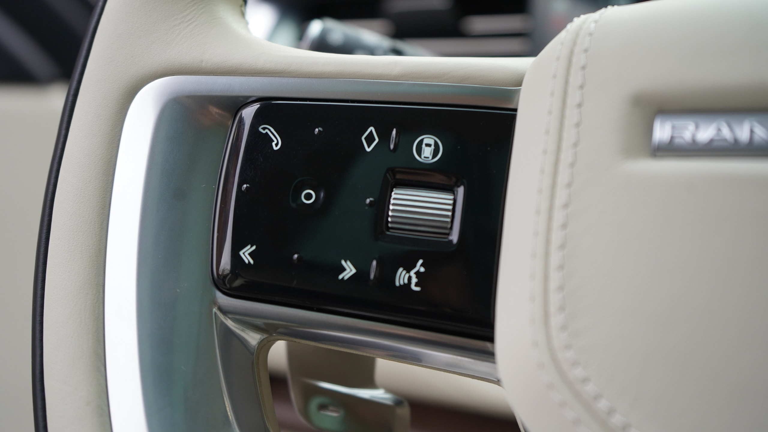 Range Rover. Никита Смирнов — фотограф в Москве | SMIRNOW MEDIA