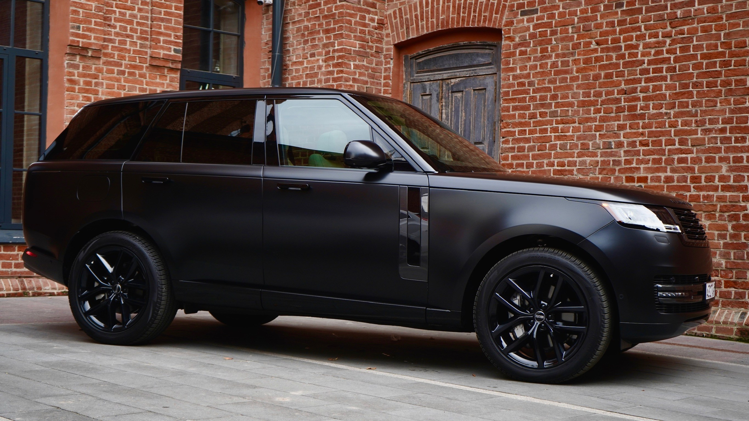 Range Rover. Никита Смирнов — фотограф в Москве | SMIRNOW MEDIA