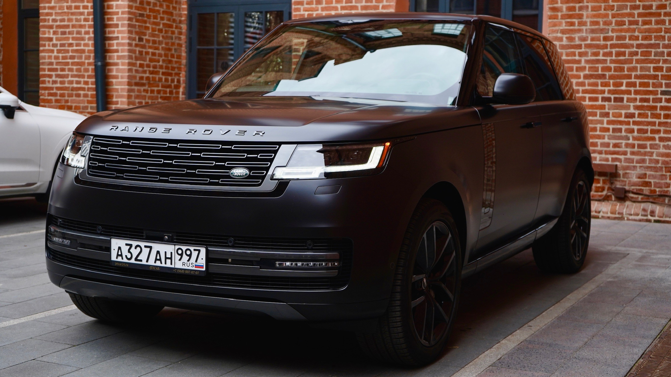 Range Rover. Никита Смирнов — фотограф в Москве | SMIRNOW MEDIA