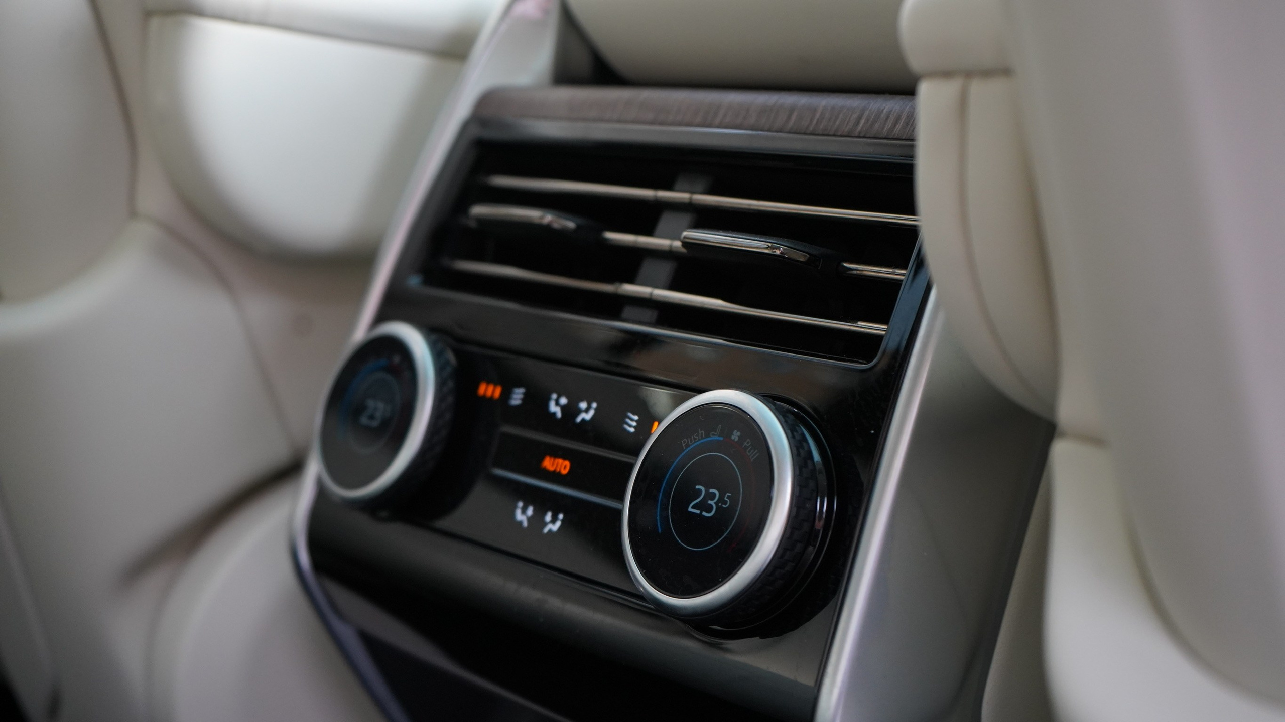 Range Rover. Никита Смирнов — фотограф в Москве | SMIRNOW MEDIA