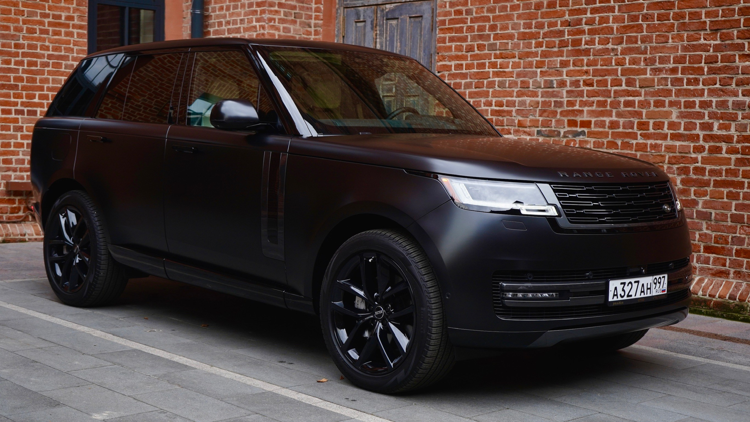 Range Rover. Никита Смирнов — фотограф в Москве | SMIRNOW MEDIA