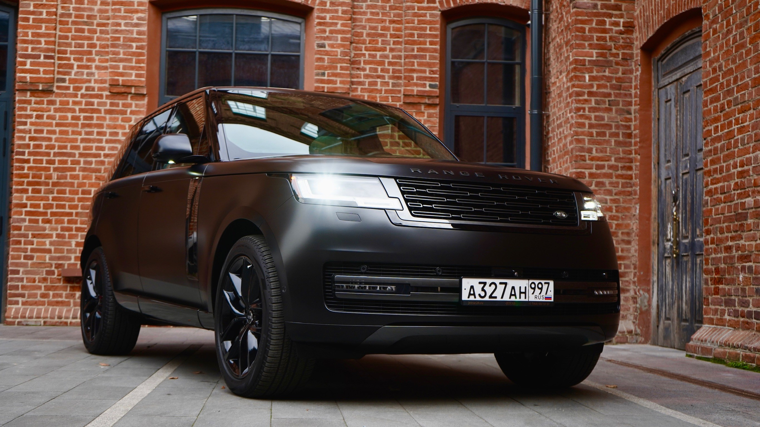 Range Rover. Никита Смирнов — фотограф в Москве | SMIRNOW MEDIA
