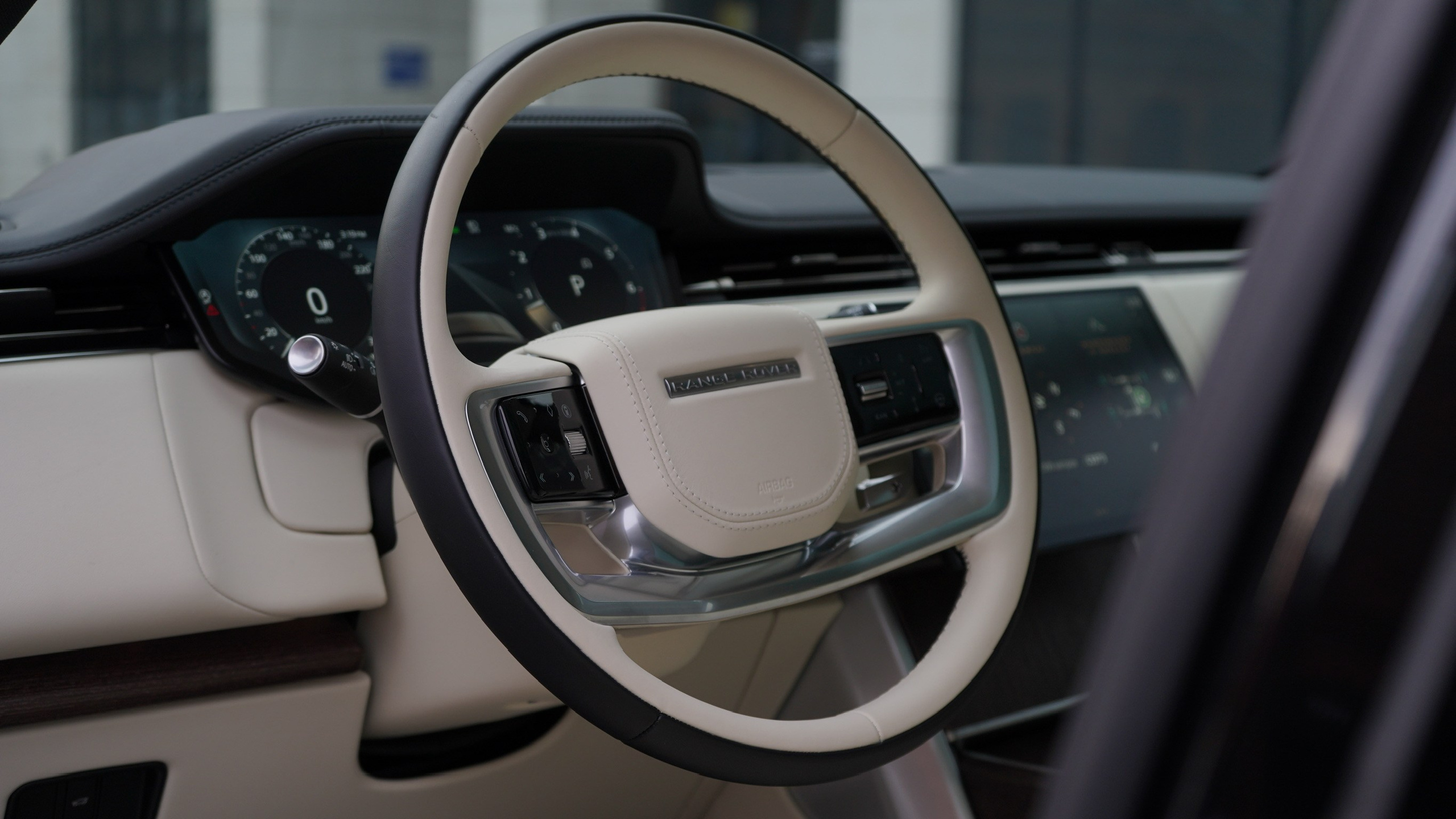 Range Rover. Никита Смирнов — фотограф в Москве | SMIRNOW MEDIA