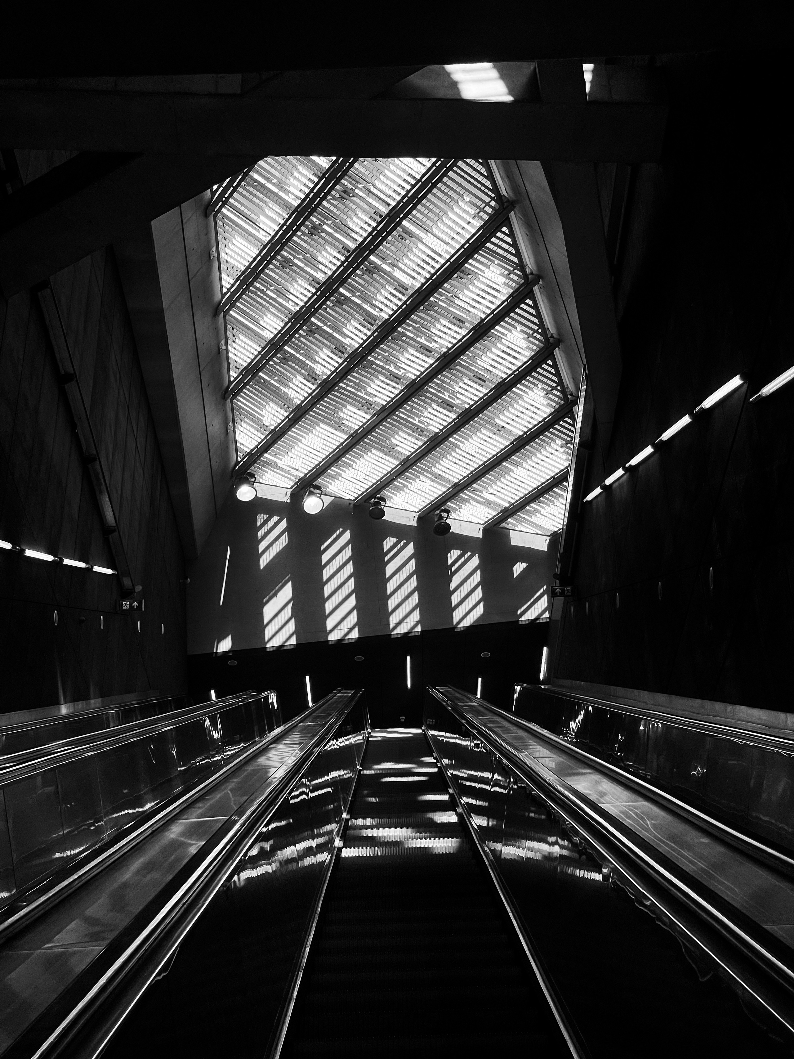 STRT JRNL by Knyazev Yura issue #8 May 2026. Photographer in Budapest  — Yura Knyazev