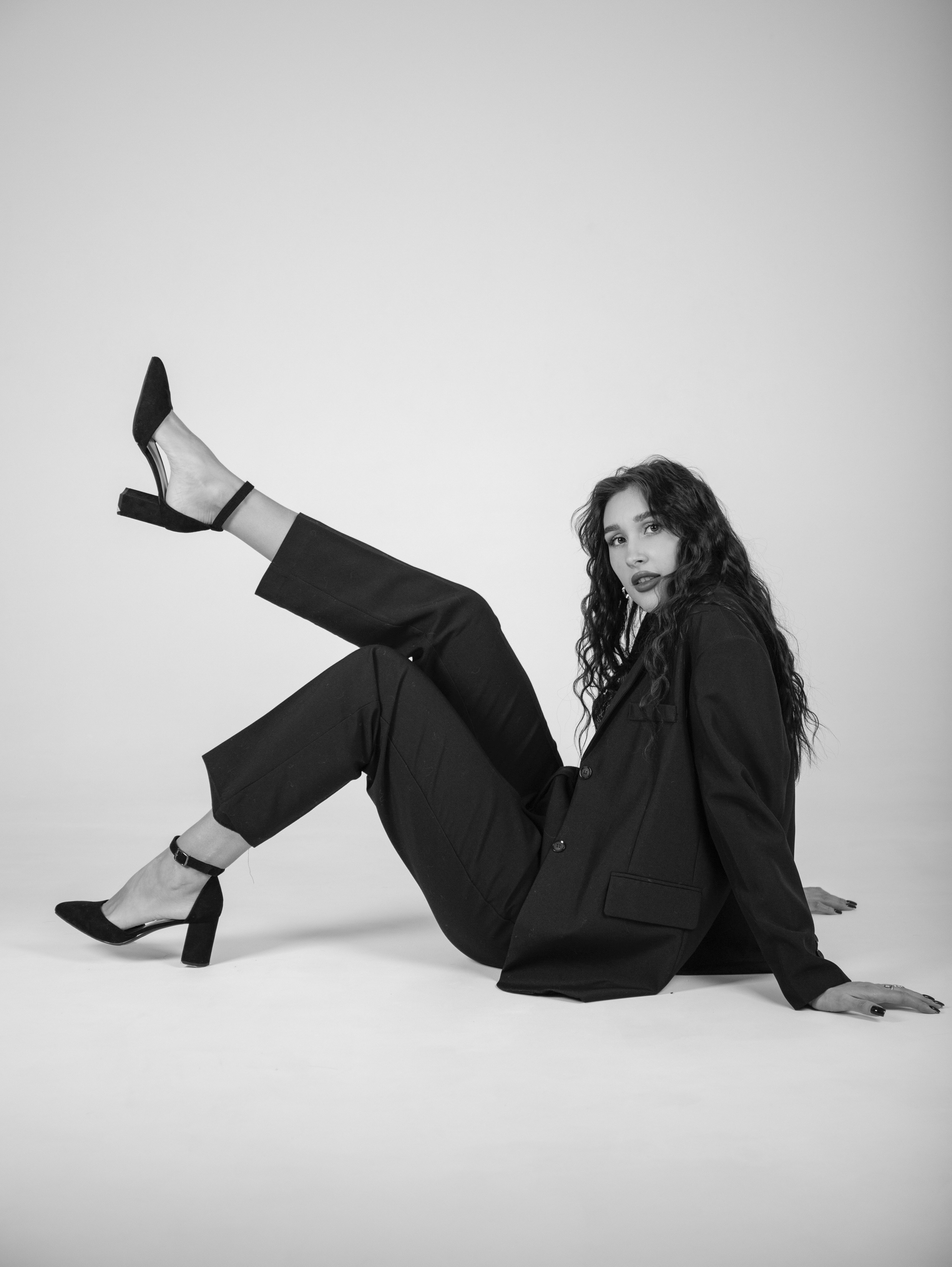 На циклораме. Свадебный и семейный фотограф в Москве Мила Широких