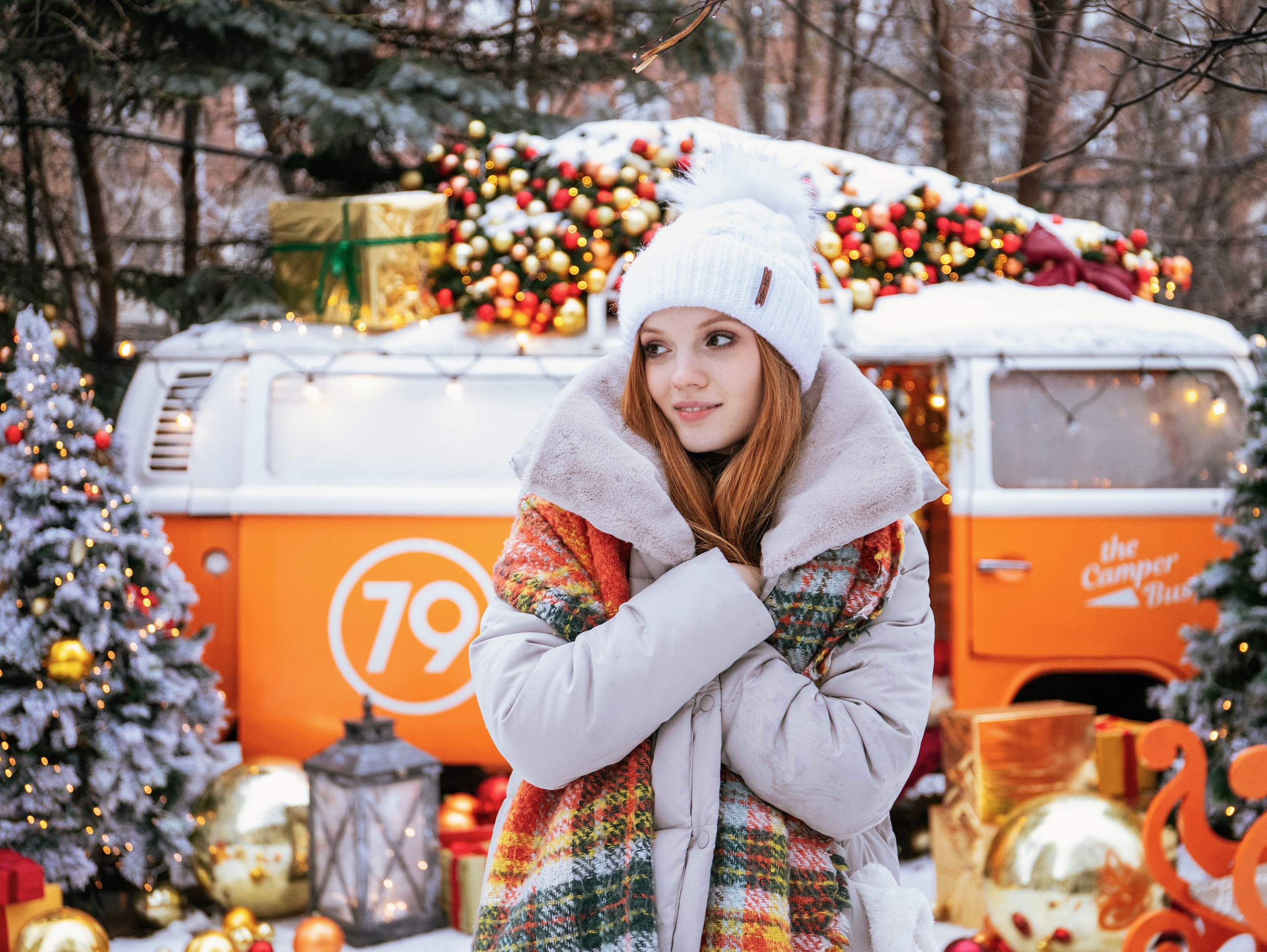 Новогодняя съемка с локацией «автобус». Свадебный и семейный фотограф в Москве Мила Широких