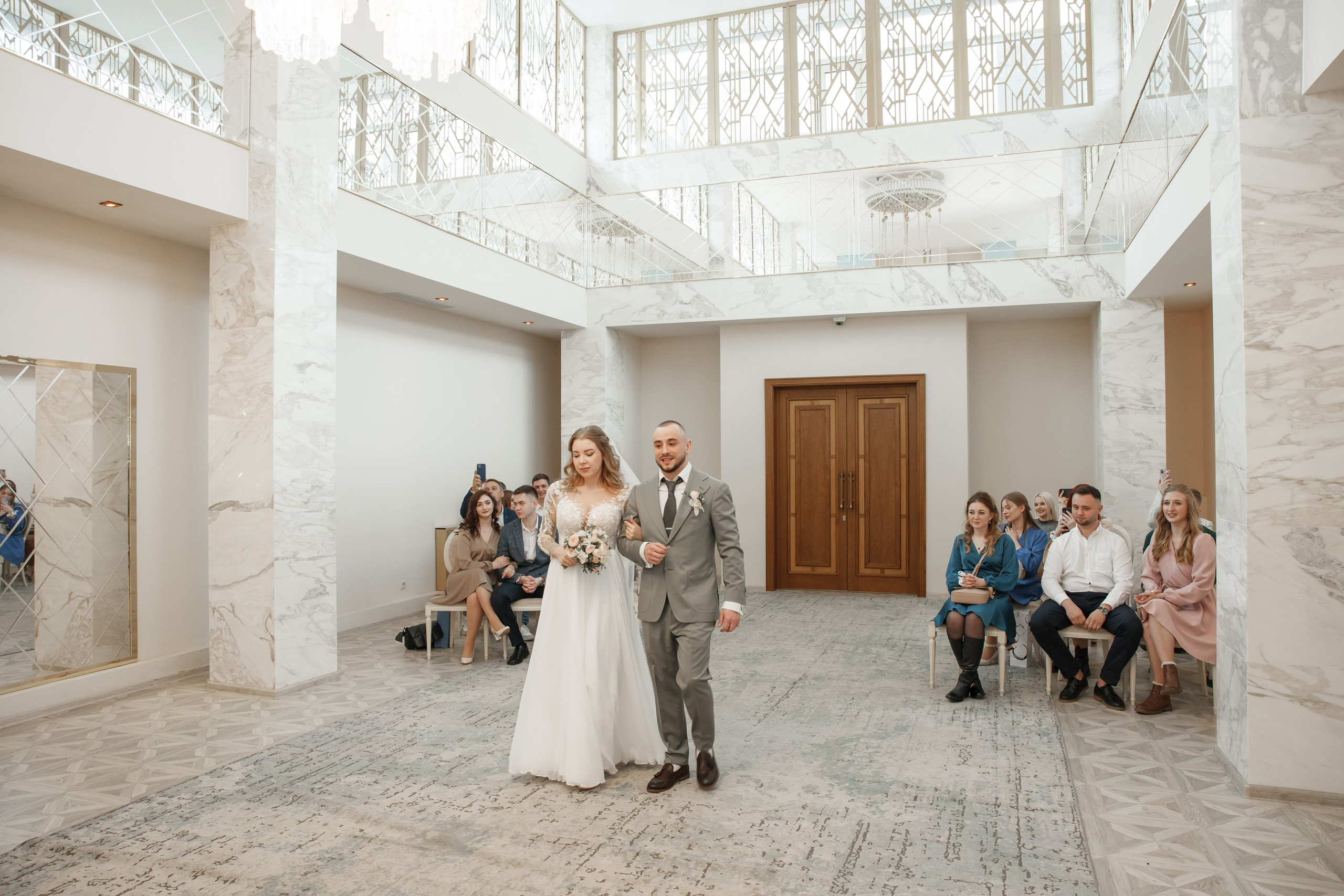 Варя и Денис, 4 ЗАГС + банкет. Свадебный и репортажный фотограф (Москва, Королев и другие)