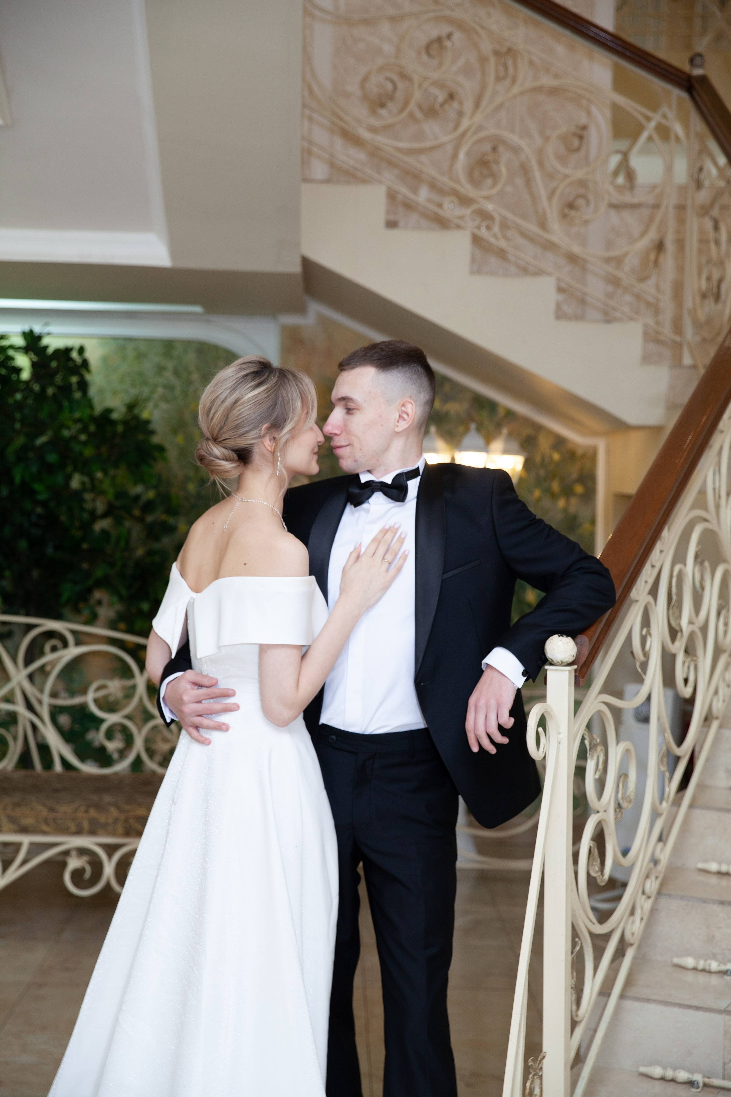 Свадебная фотосессия в отеле Ареал. Фотограф в Железнодорожном и Балашихе