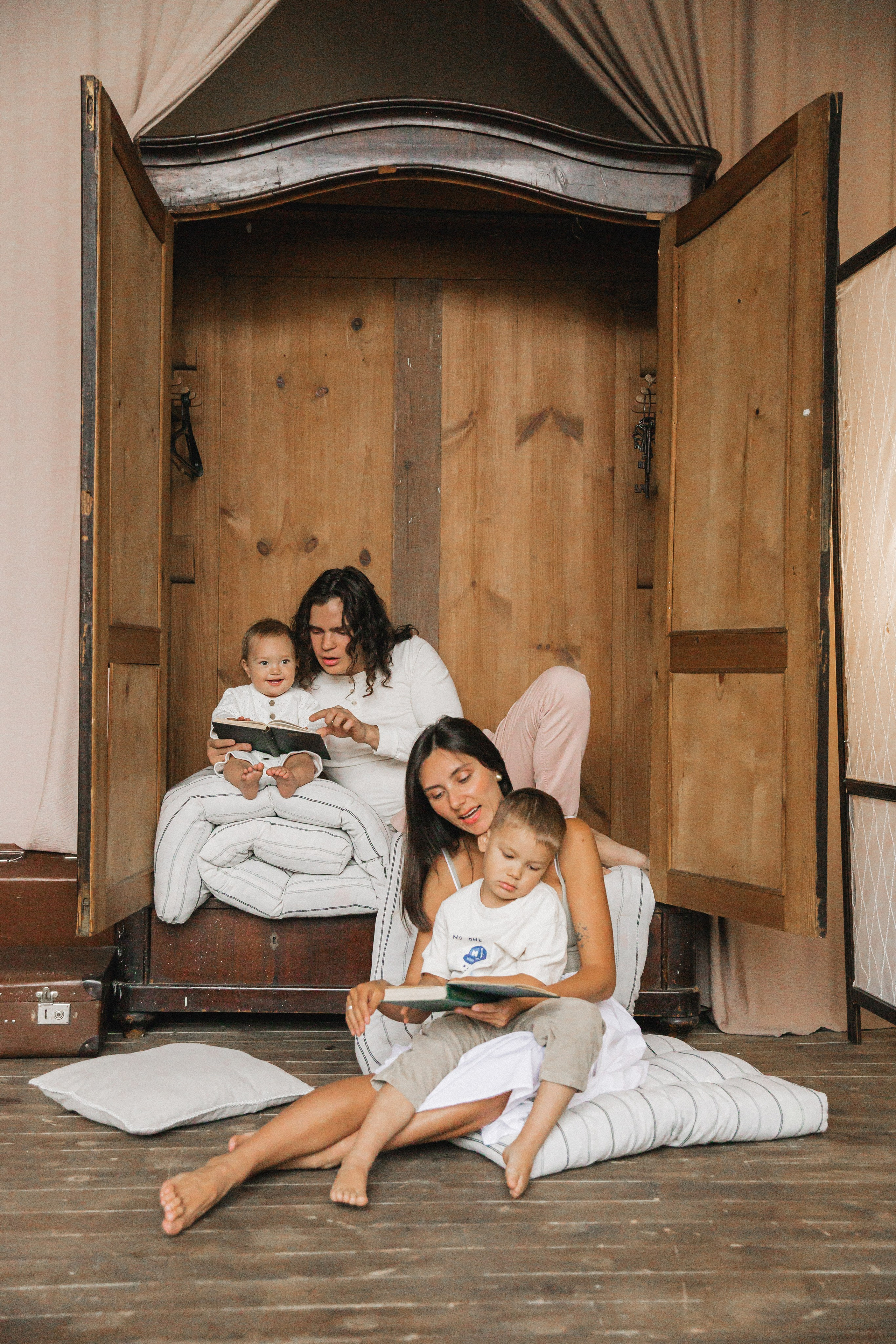 Анна, Григорий и детки. Фотограф Анастасия Петрова