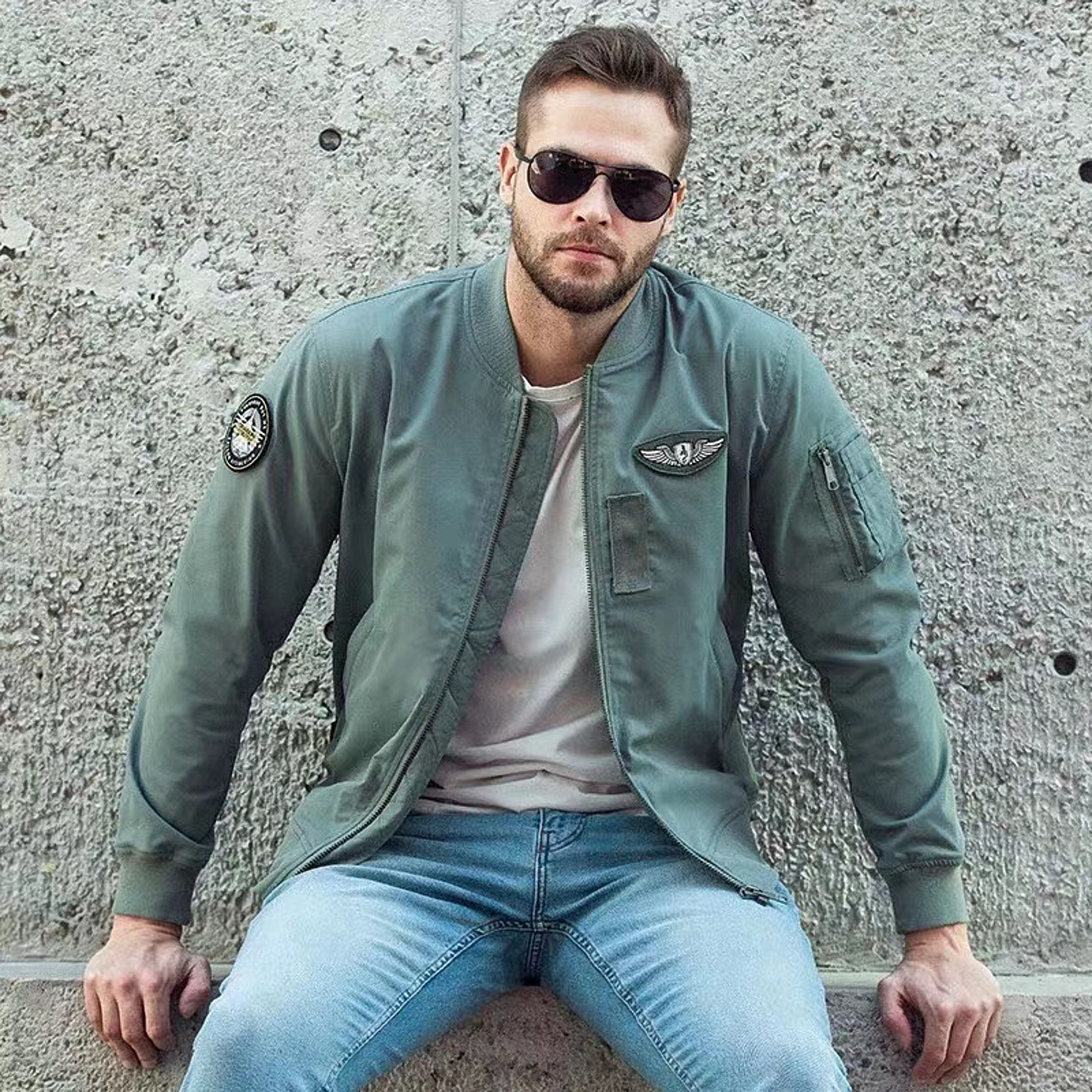 Парень модель. Продакшен г. Москва съемка мужской одежды, мужские модели, фото и видео, организация под ключ