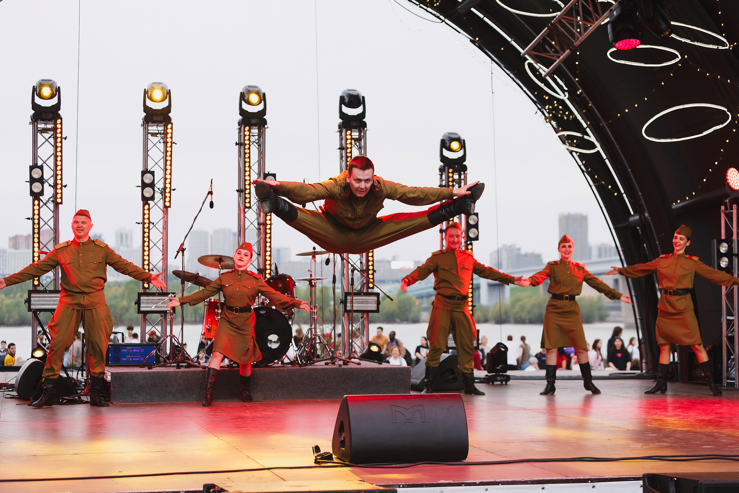 КОНЦЕРТЫ. Roman Photo