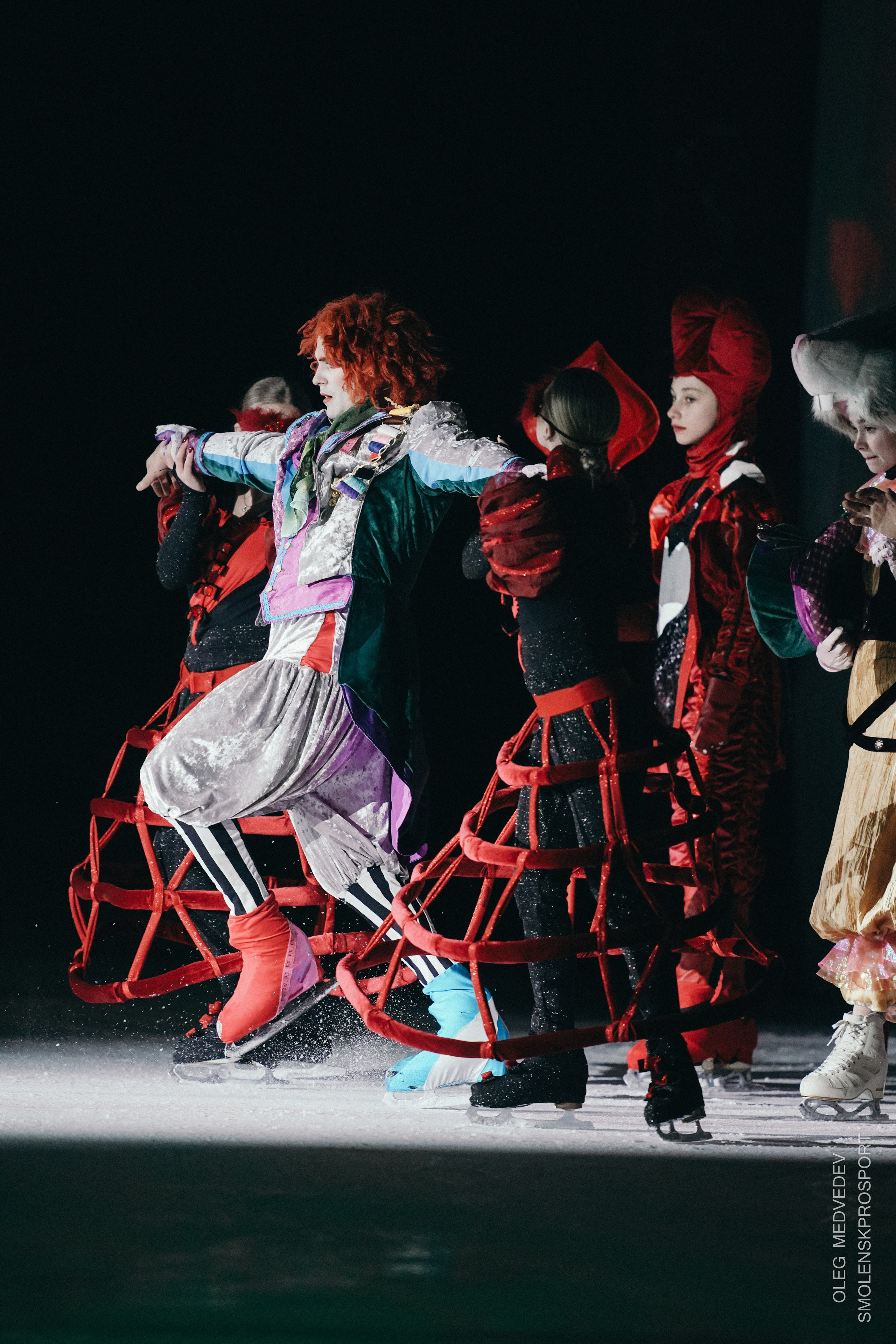 Алиса в стране чудес шоу на льду. Спортивный фотограф Олег Медведев | prosport67 | Смоленск