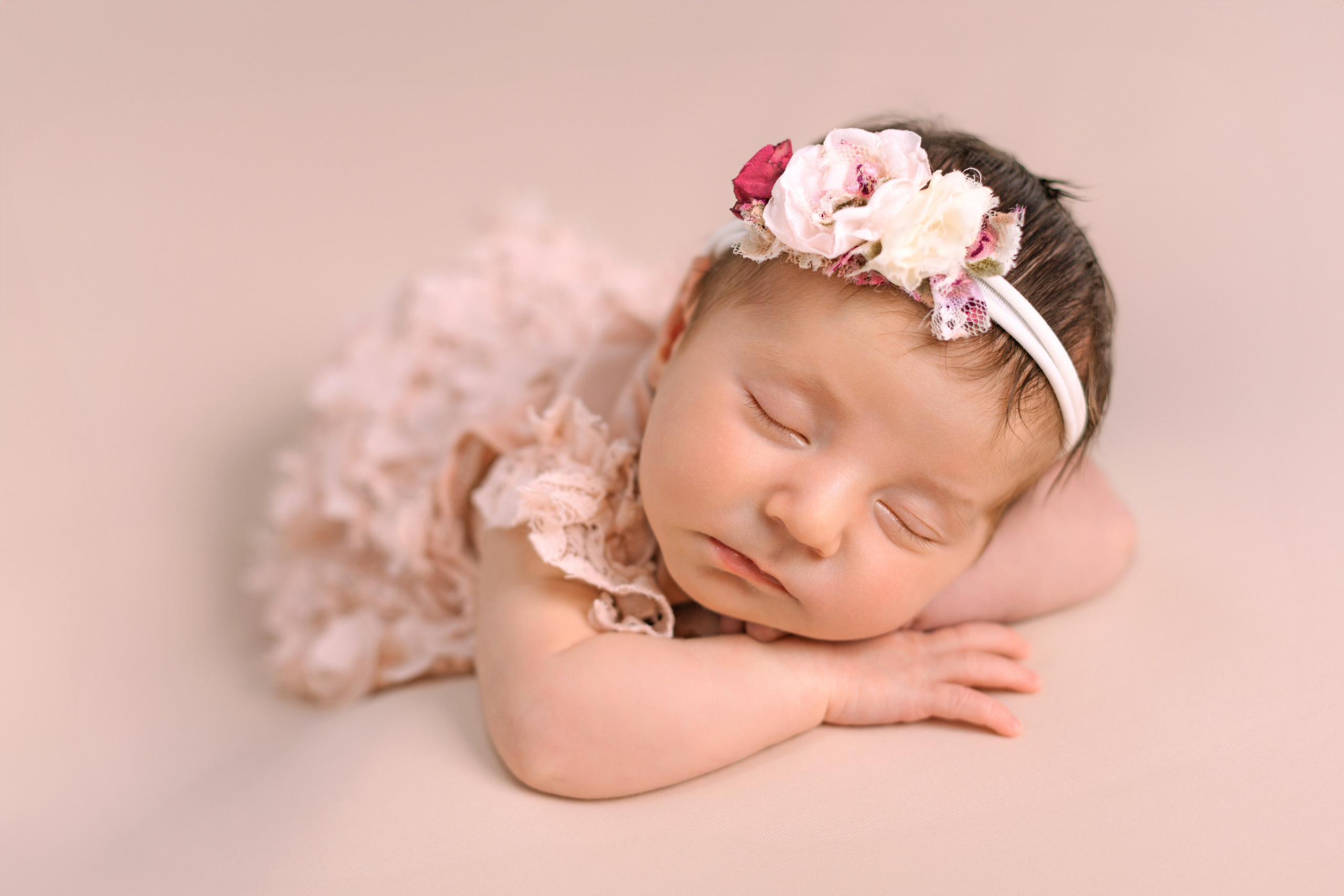 Фотограф новорождённых Псков