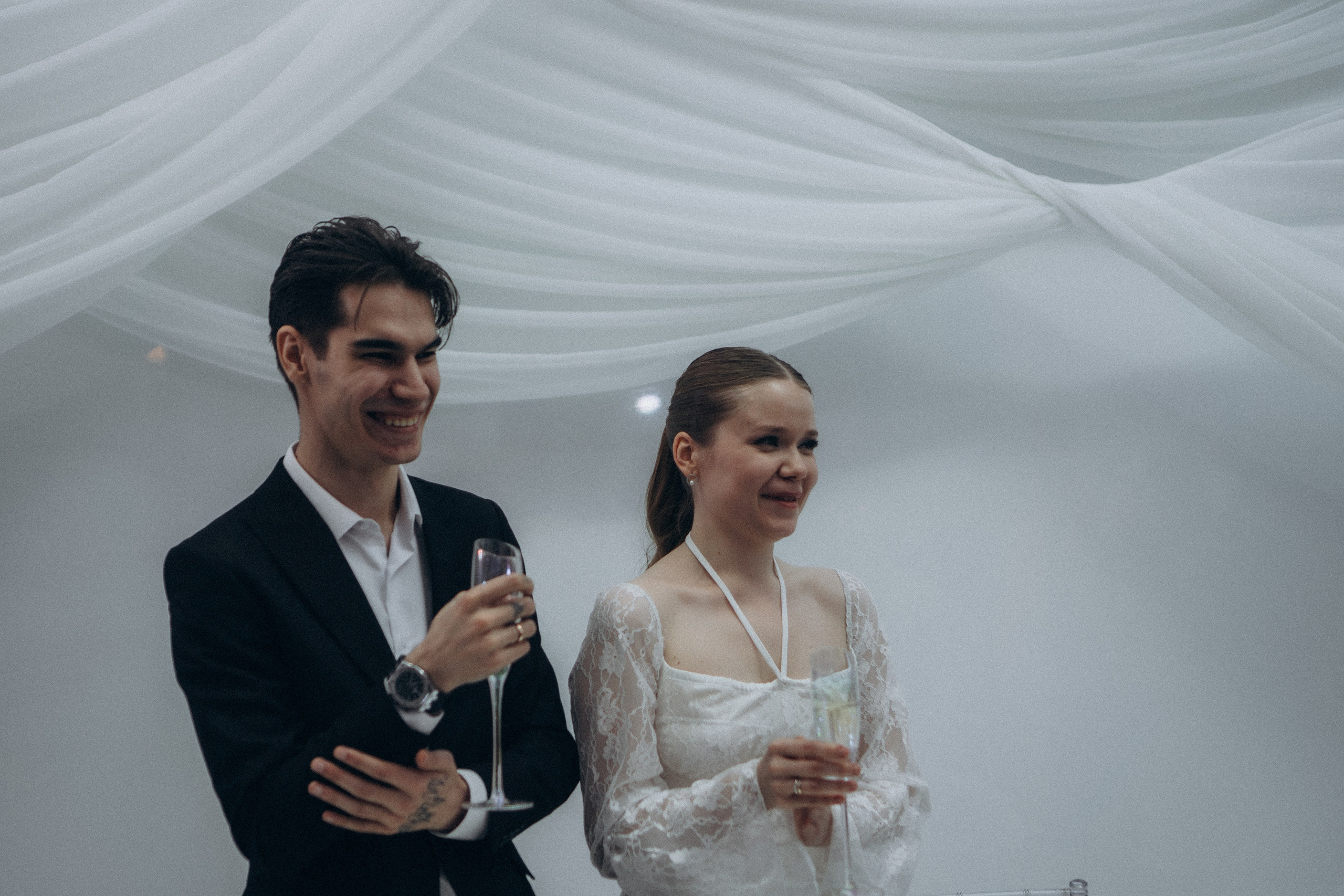 СВАДЕБНАЯ СЬЕМКА СБОРОВ В ОТЕЛЕ И ВЫЕЗД НА ЦЕРЕМОНИЮ (СНЯТО В СИБИРЕ В НИЖНЕВАРТОВСКЕ). Профессиональный фотограф, Санкт-Петербург — Виктория Богомолова