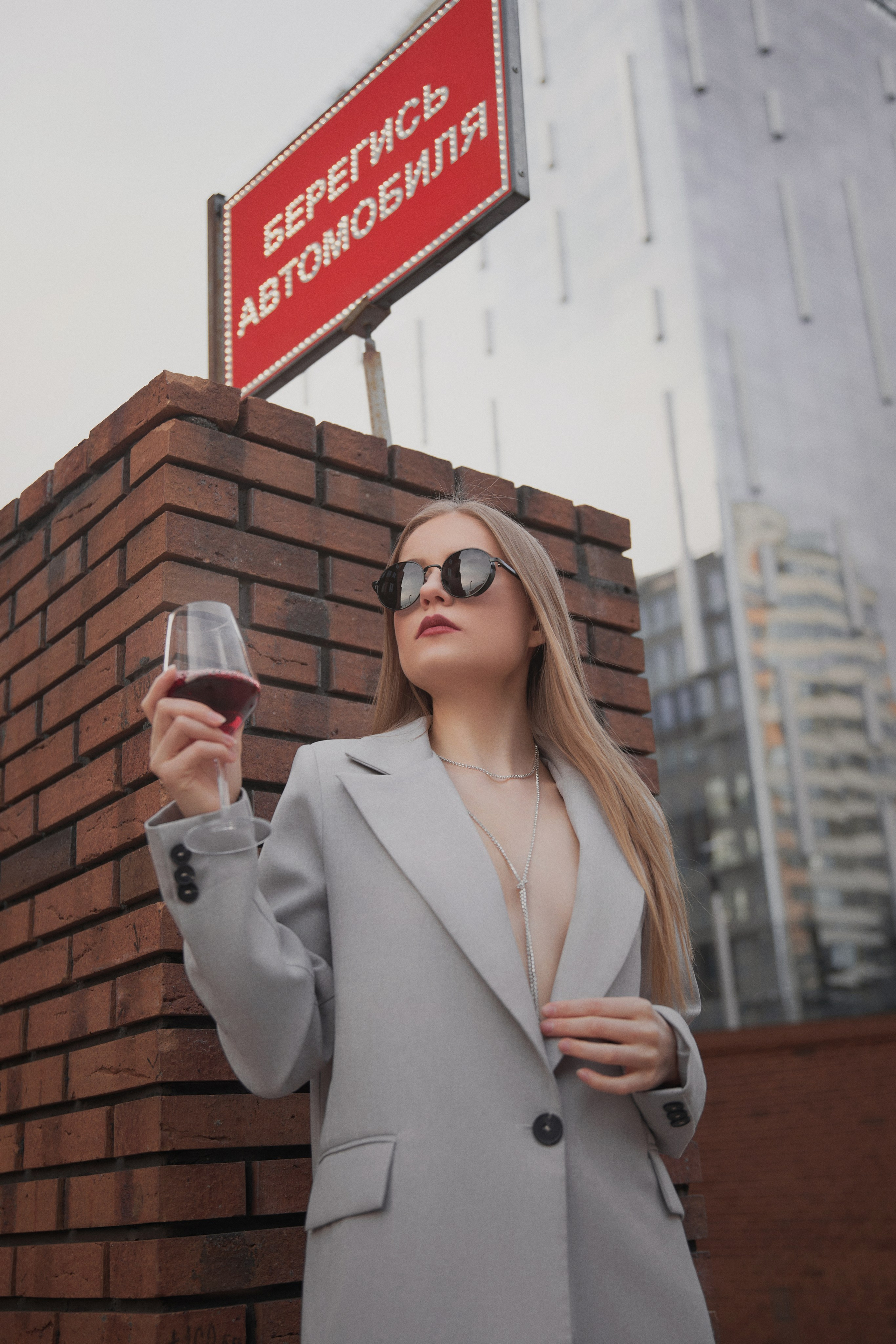 Вино, газета, сфетофор. Светский фотограф в Москве, Яковенко Алексей