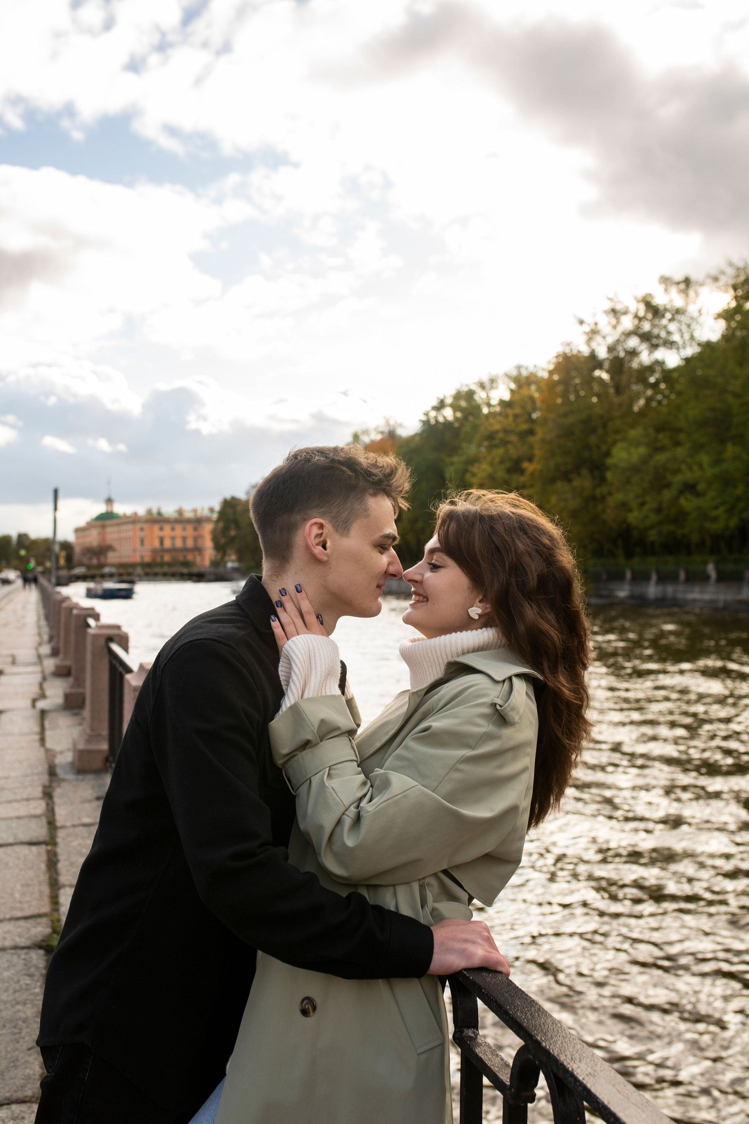 Александр и Анна. Главная