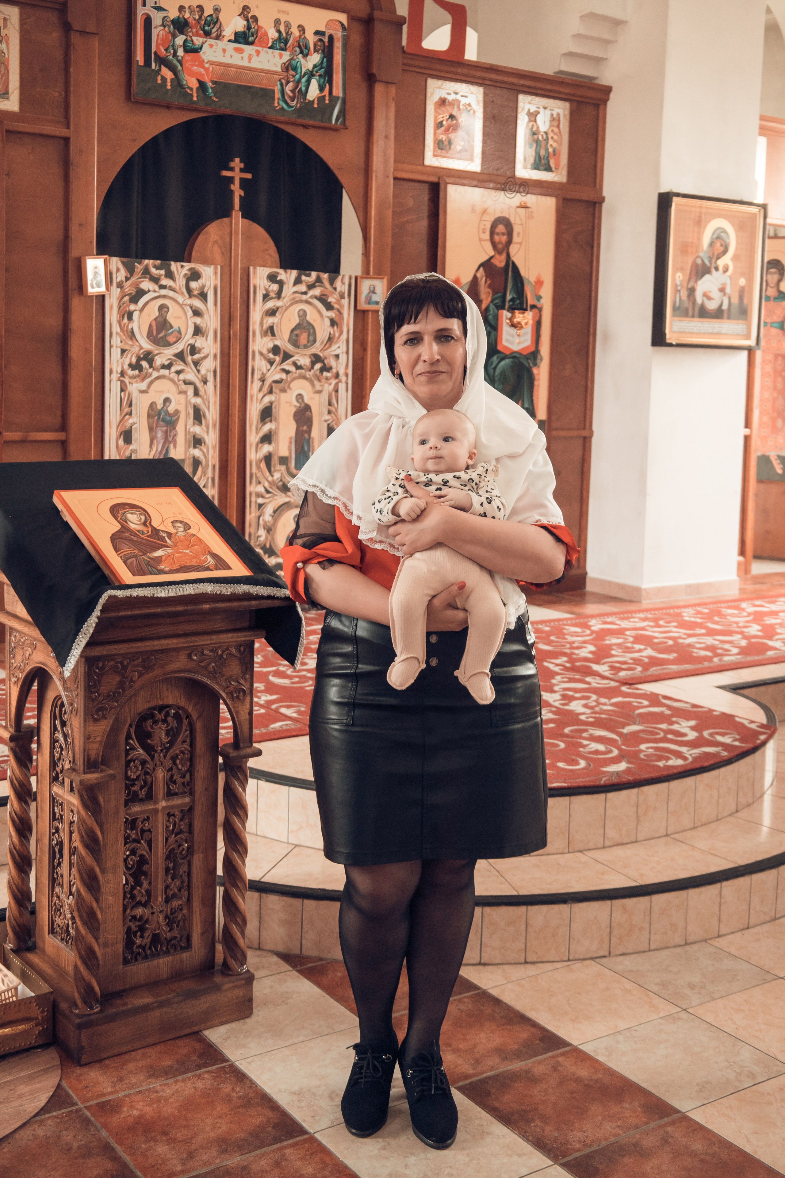 Таинство Крещения Ксении. Церковь Василия, епископа Рязанского. Семейный фотограф в Рязани и Рязанской области