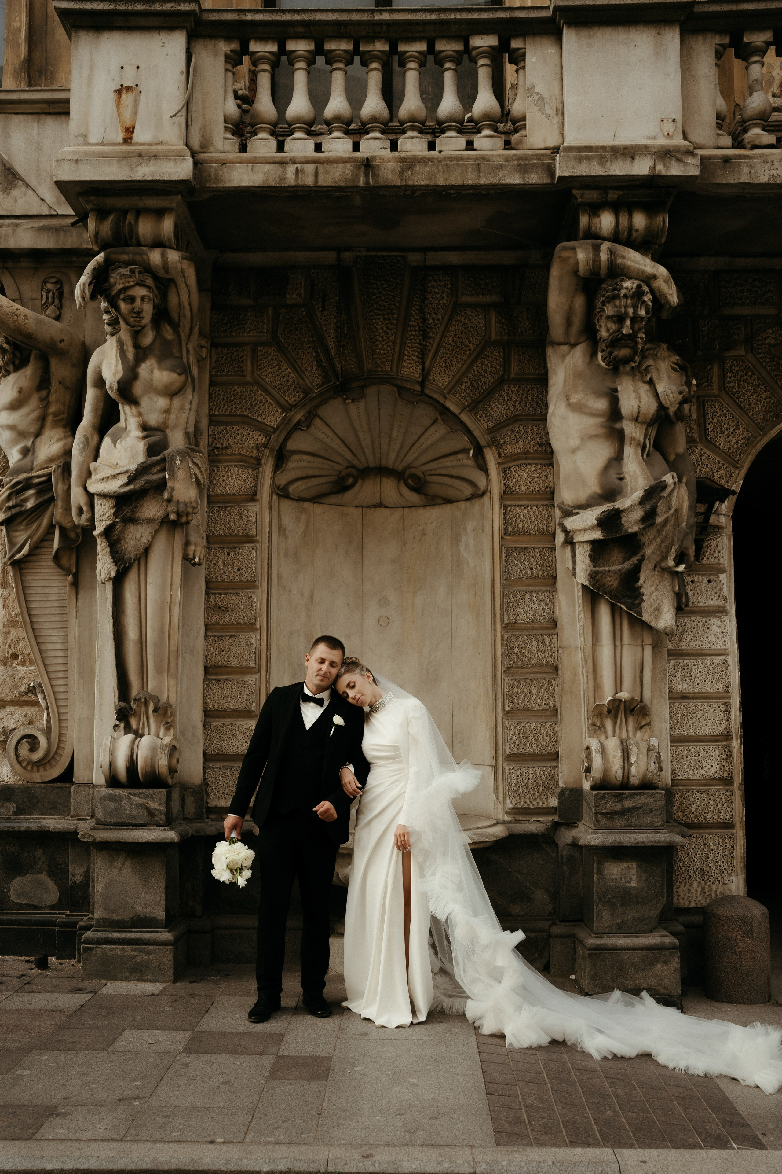 Однажды в летнем саду. Свадебный фотограф в Петербурге Таша Вайб