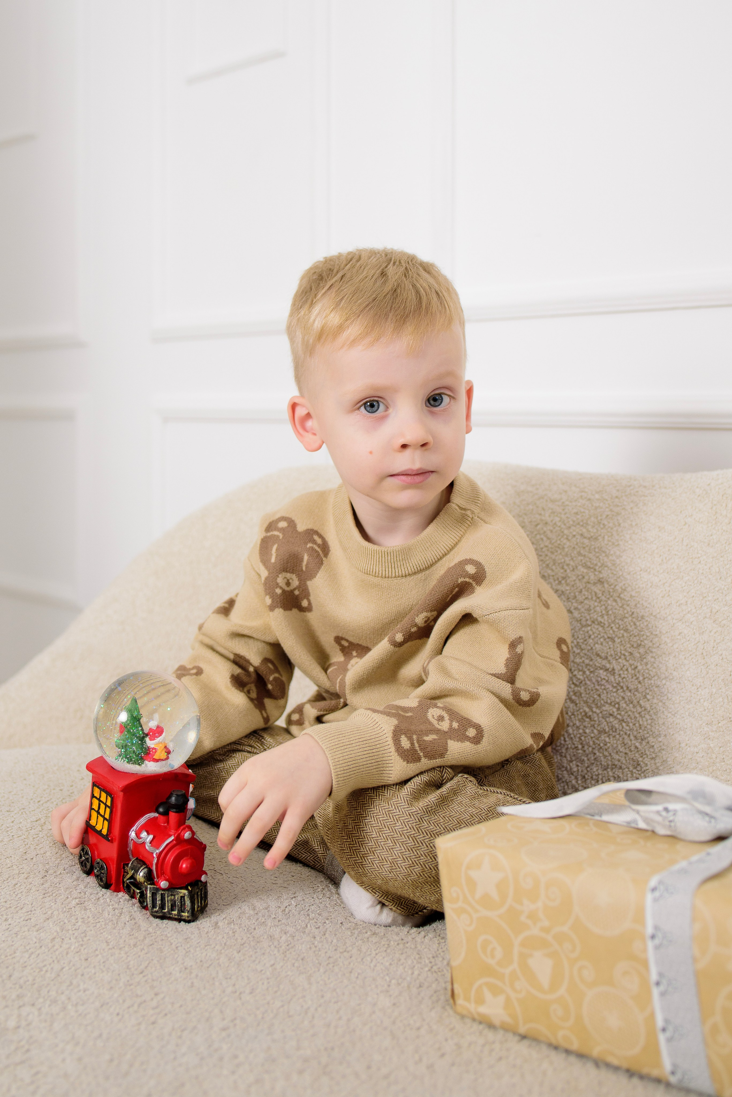 Новогодняя фотосессия Тани и Сережа (младшего). Фотограф