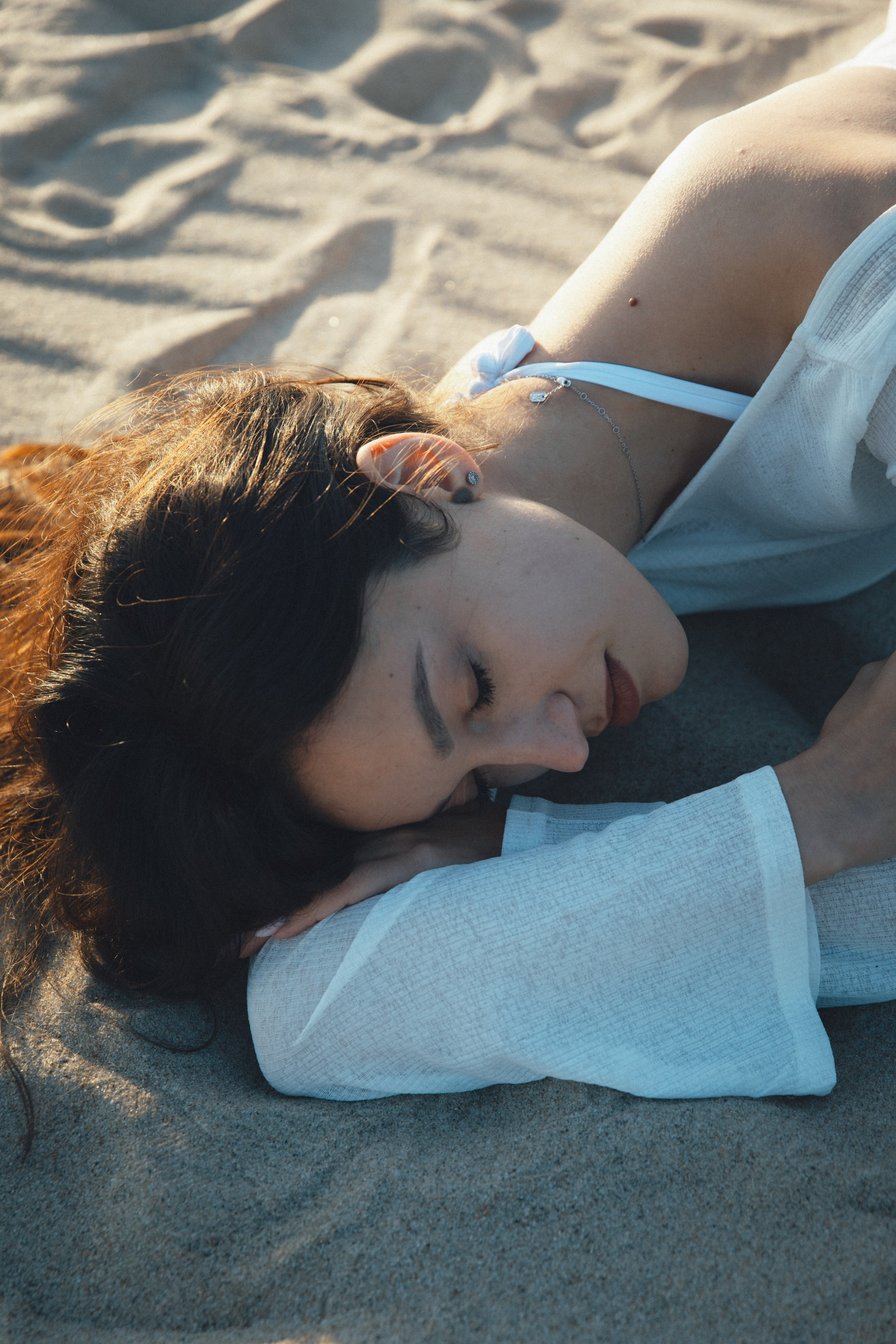 Юля и Люда / Янтарный. Фотограф Калининград Илья Миллер