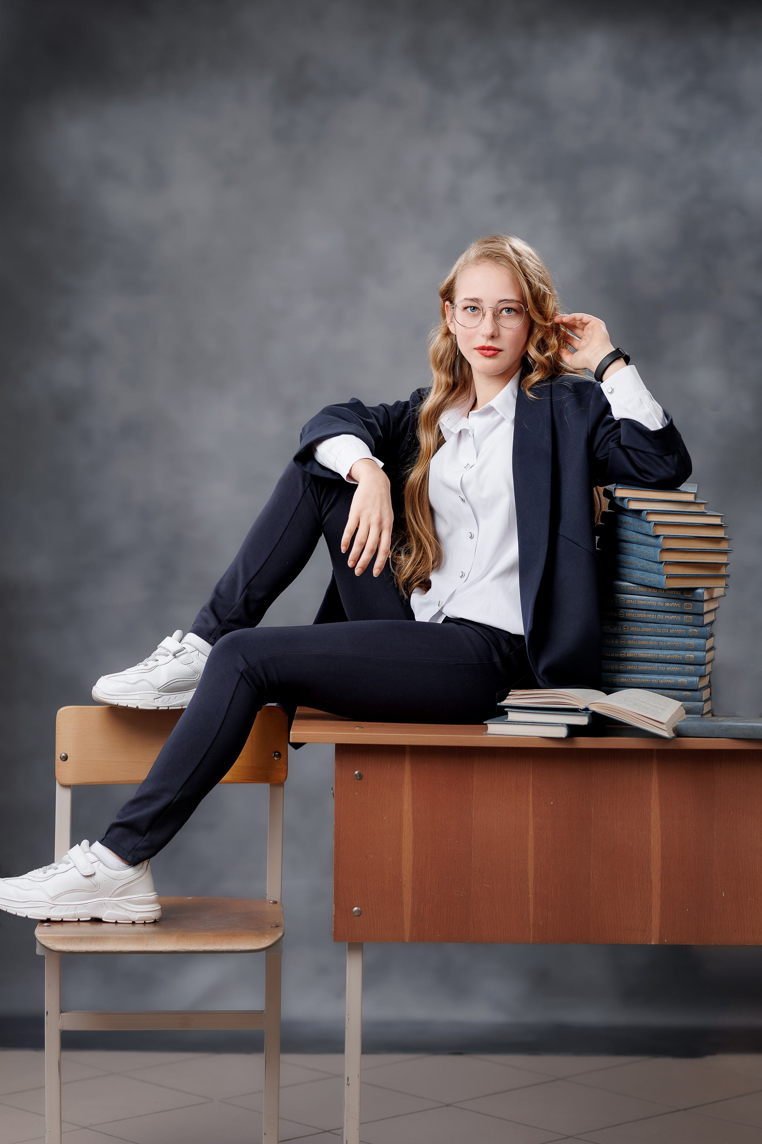 Портреты на однотонном фоне. Семейный и детский фотограф Комина Елена, Власиха, Одинцово