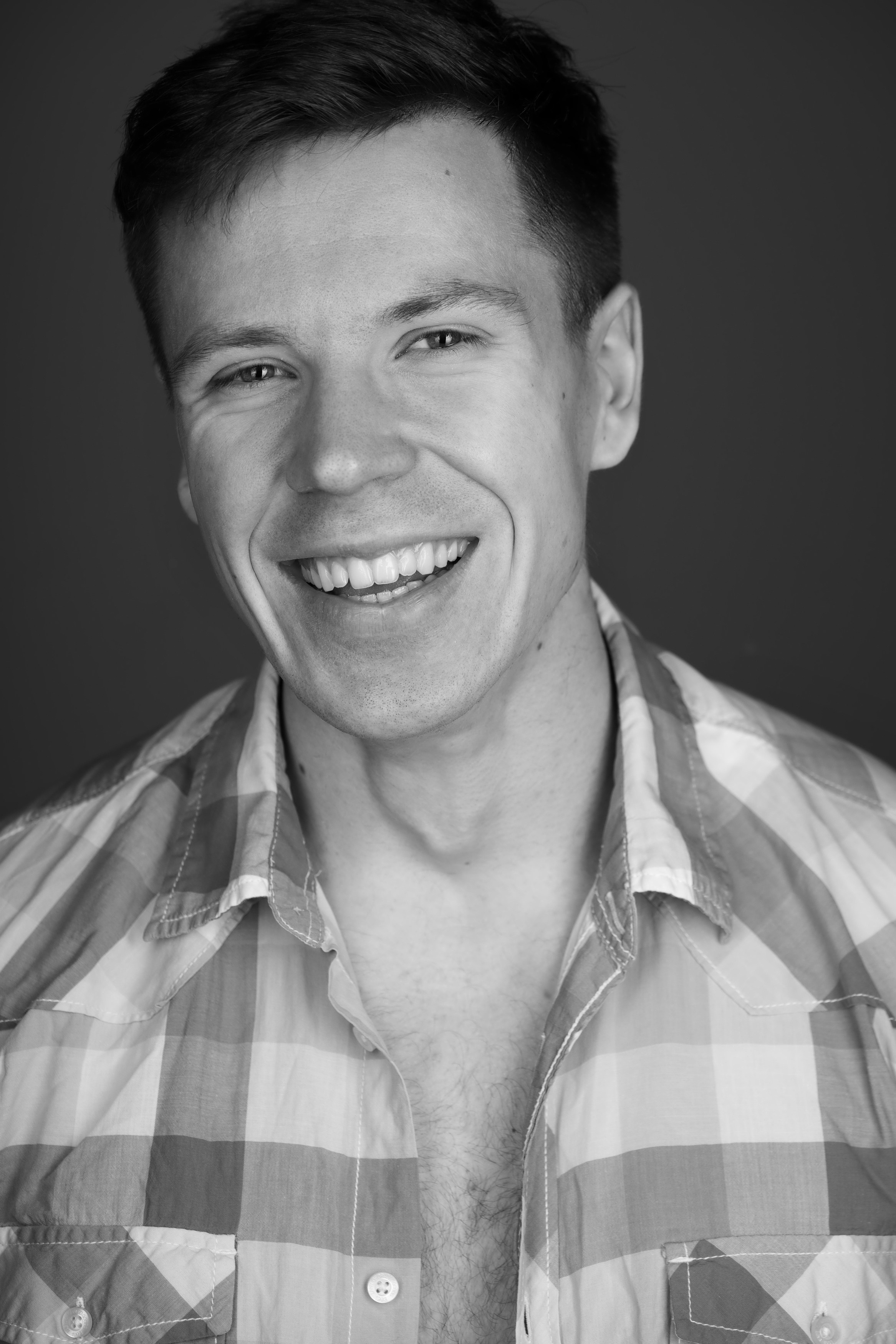 Максим, 190 см, 52-54. KED Production — продакшн из СПб. Создаём фото, видео и контент, который помогает брендам и селлерам продавать больше