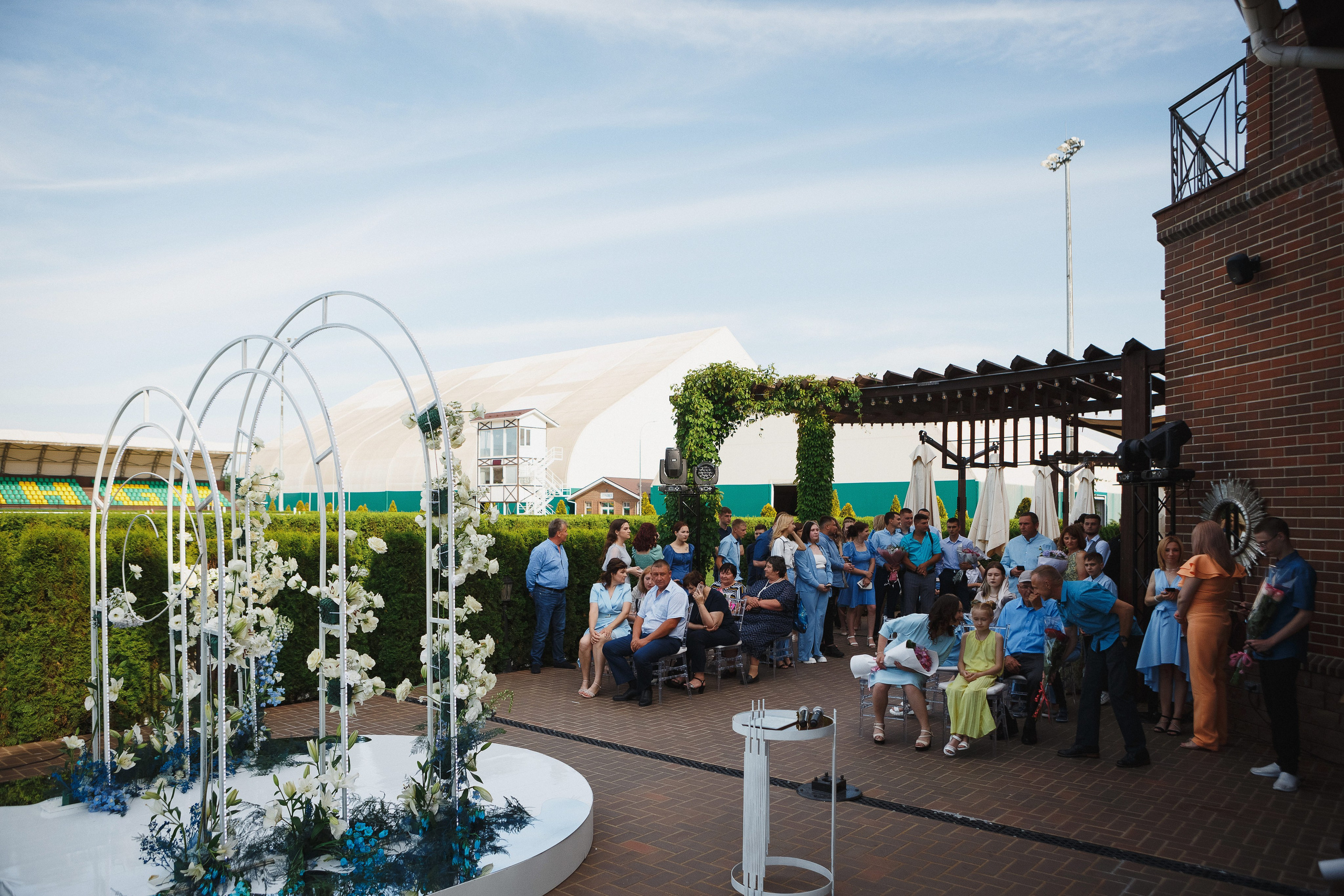 Идиллия в природе: Волшебство отдыха в загородном клубе 'Golden Horse'. Свадебный и семейный фотограф в Таганроге Бакарюк Антон