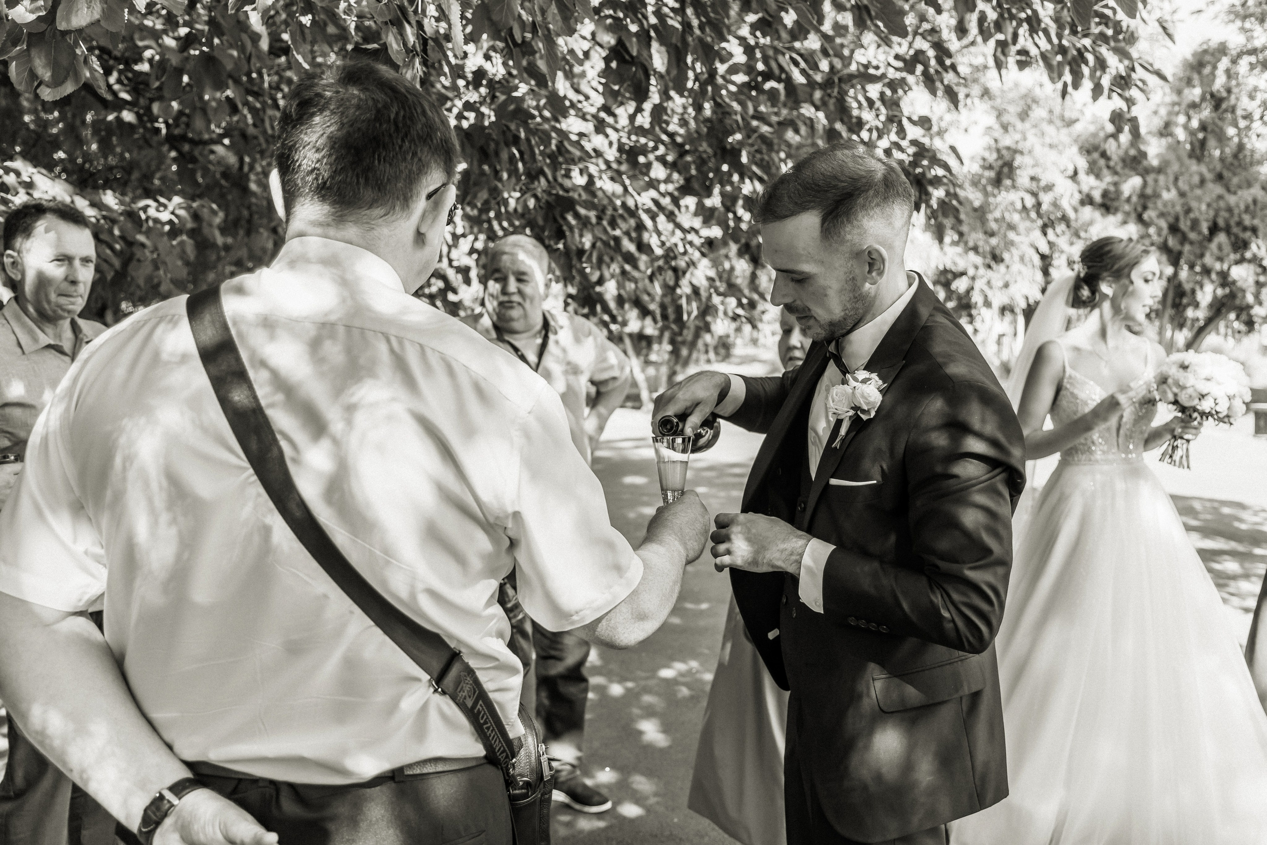 Свадебная прогулка Екатерины и Евгения. Свадебная фотография. Арина Рубах