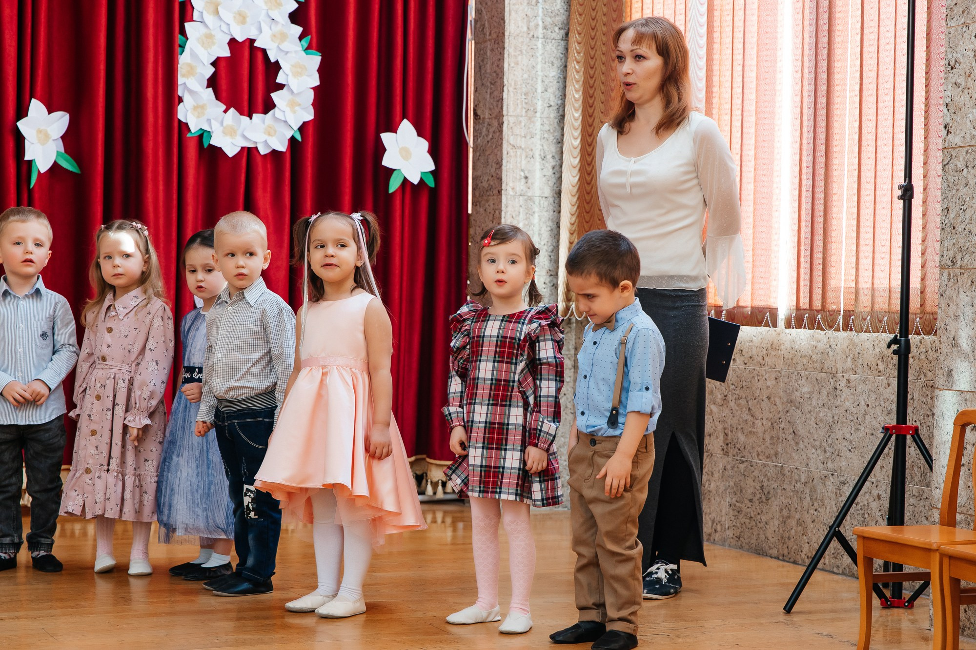 Детский сад № 93 — Утренник (07.03.2023). Свадебный и семейный фотограф Крамар Наталья