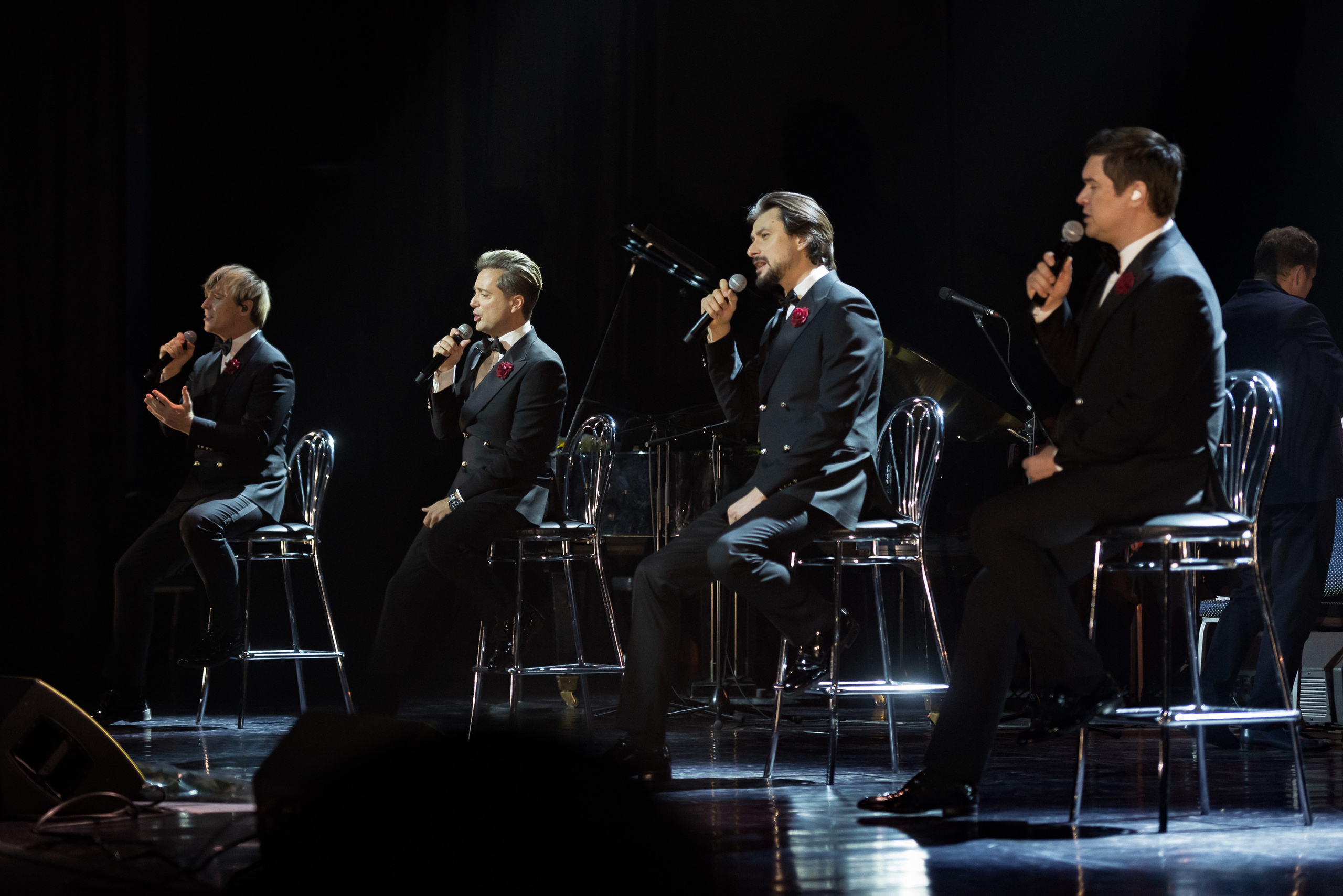 •Концерты. Фотограф Ксения Шевкопляс. г. Калининград. Кинематографический стиль — эстетика и истории, рассказанные через объектив