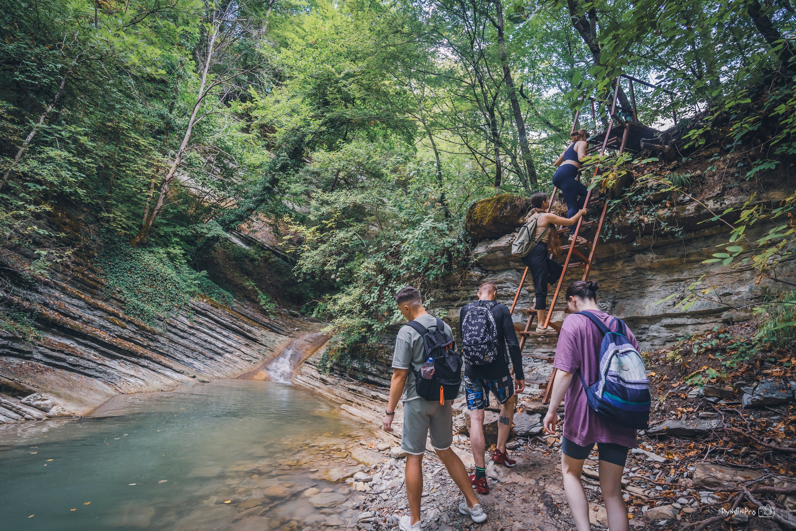 Поход на водопады Куаго с командой Мадьяр 23.07.24. Репортажный фотограф в Краснодаре Рындин Дмитрий