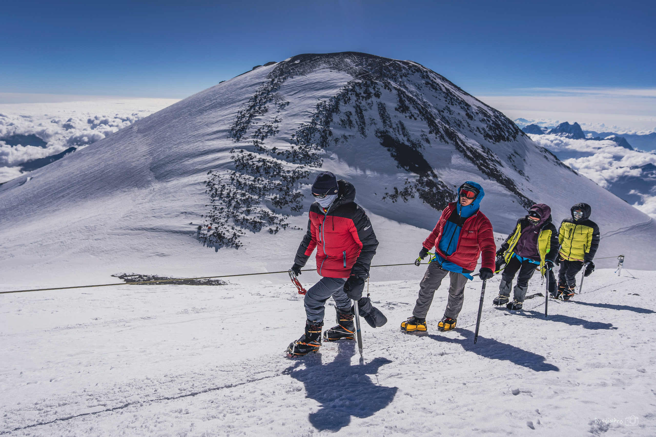 Восхождение на Эльбрус 26 августа 2023 Стремление. Репортажный фотограф в Краснодаре Рындин Дмитрий