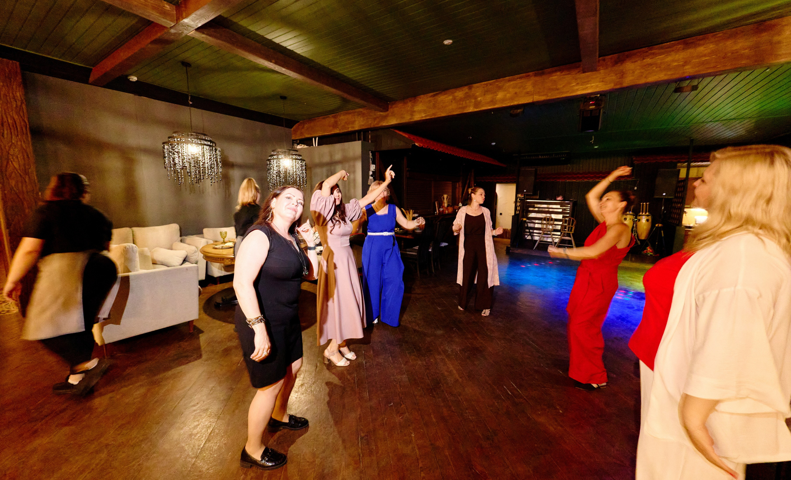 Выпускной 35 Сош. Фотограф Выпускные альбомы Таганрог Сергей Коробченко