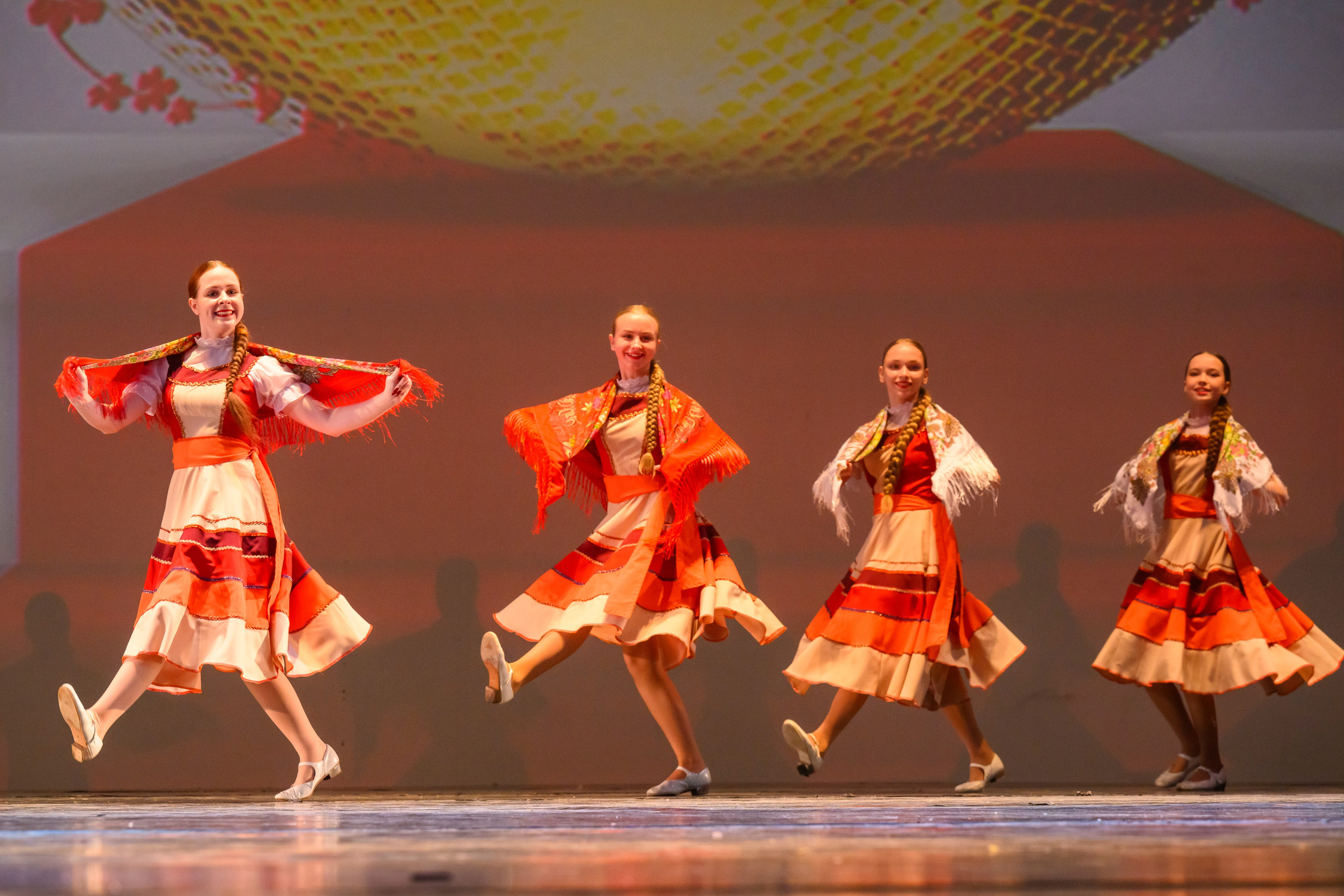 23 апреля, часть 2, БКЗ Октябрьский, г. Санкт-Петербург. Золотое яблочко