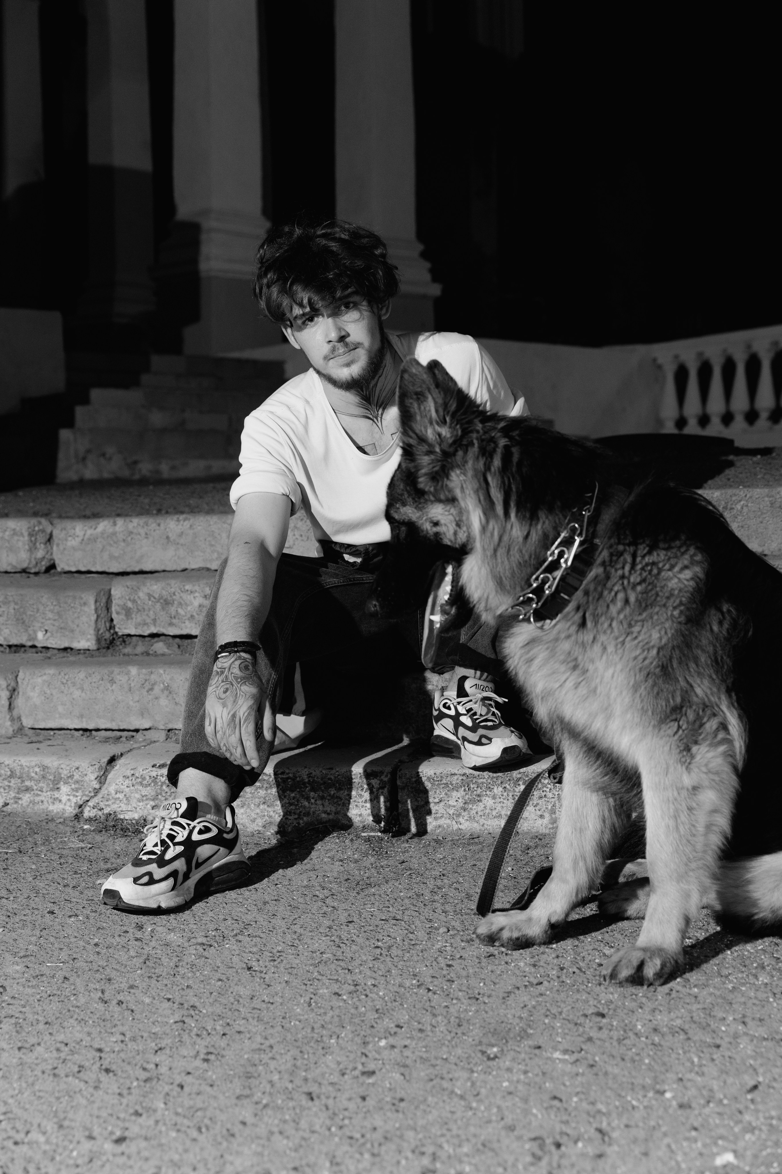 Никита и его верный друг Грэй. Omar Shapiev