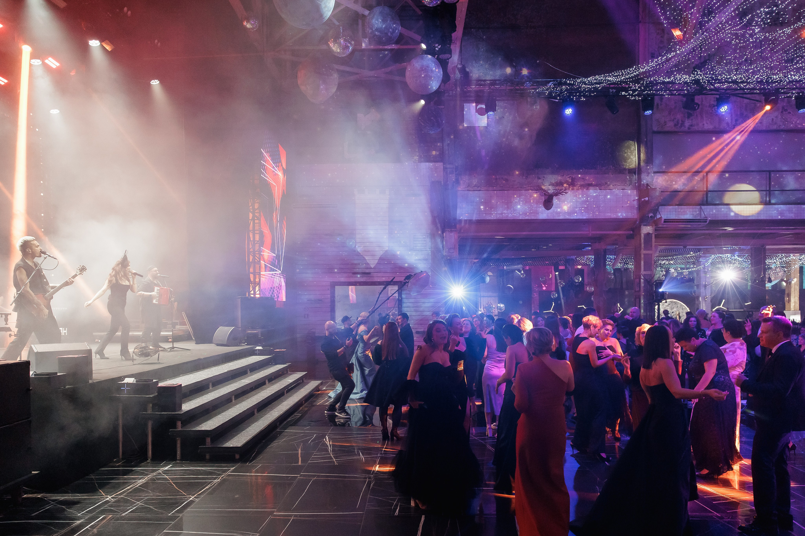 Вселенная ADM — 30 лет