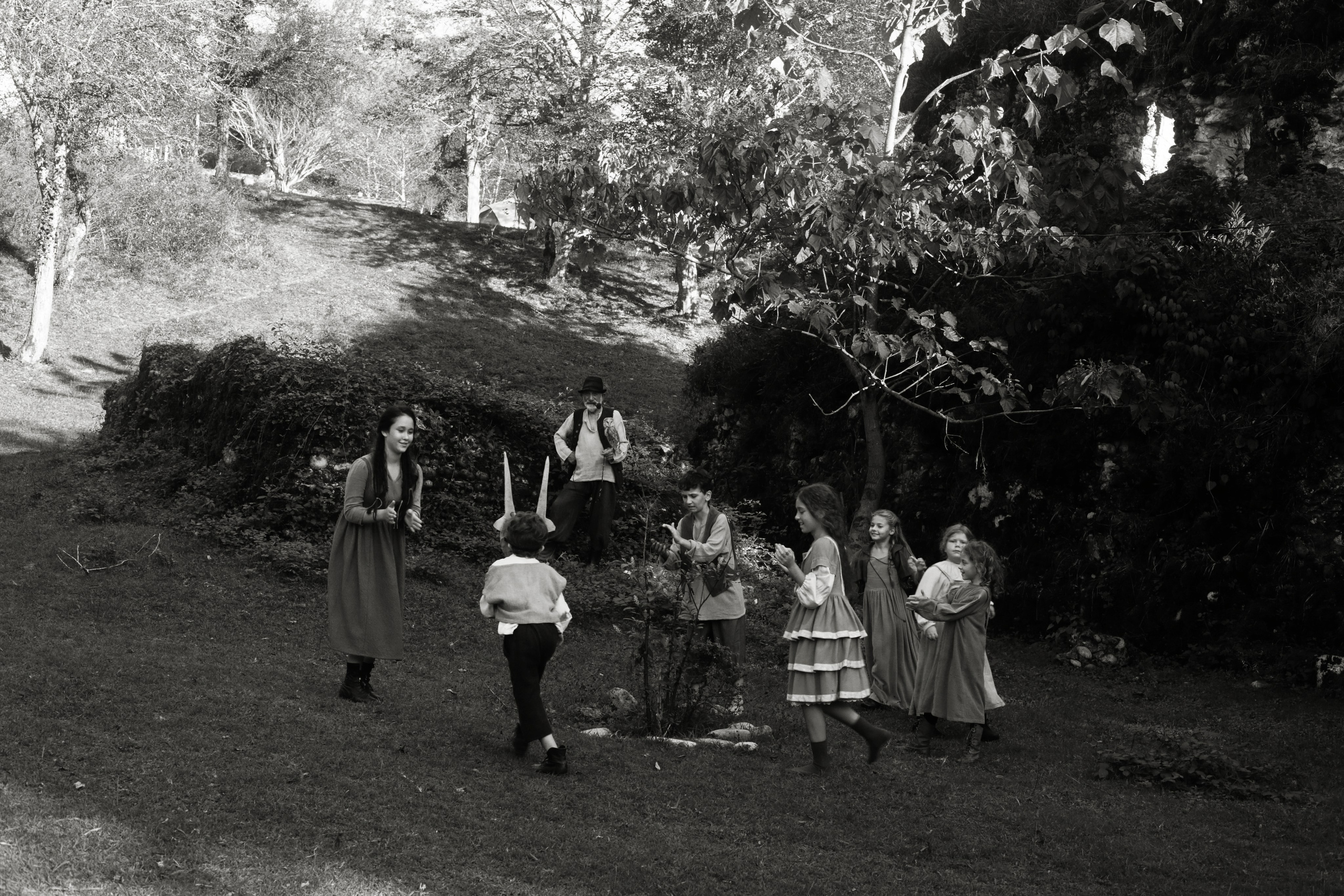 Кинематографическая съемка. Старик и дети. Ekaterina Beridze