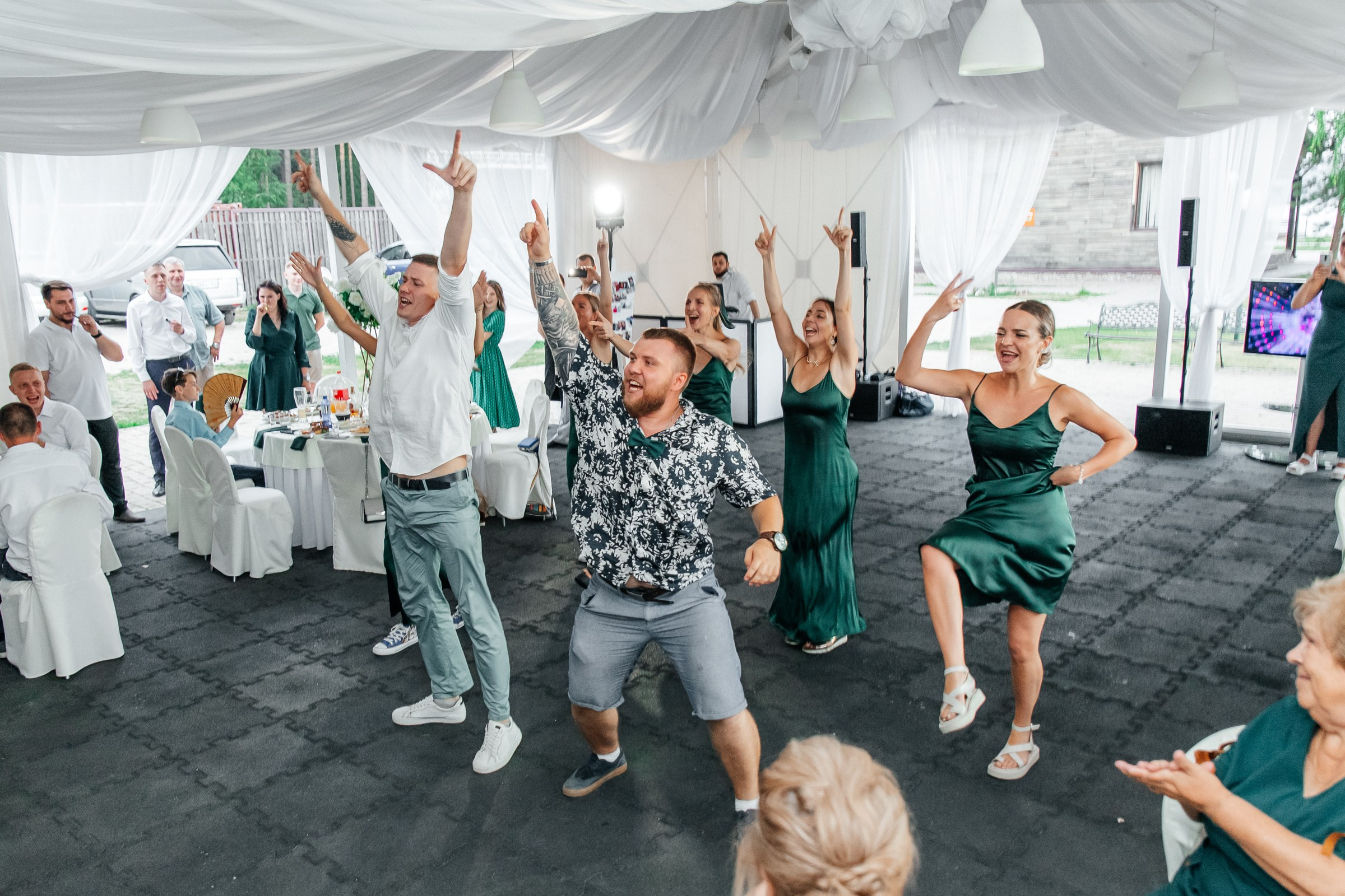 Александра и Владислав. Свадебный и репортажный фотограф в Новосибирске Федор Гладков