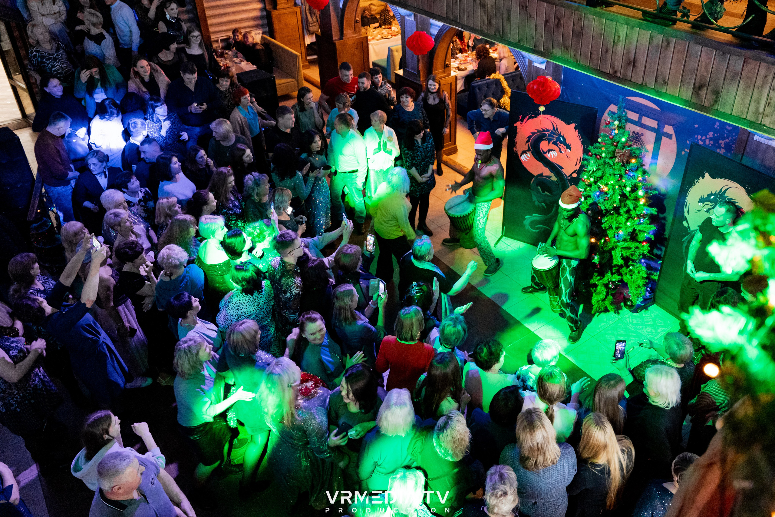 Новогодний вечер «У Петровича»