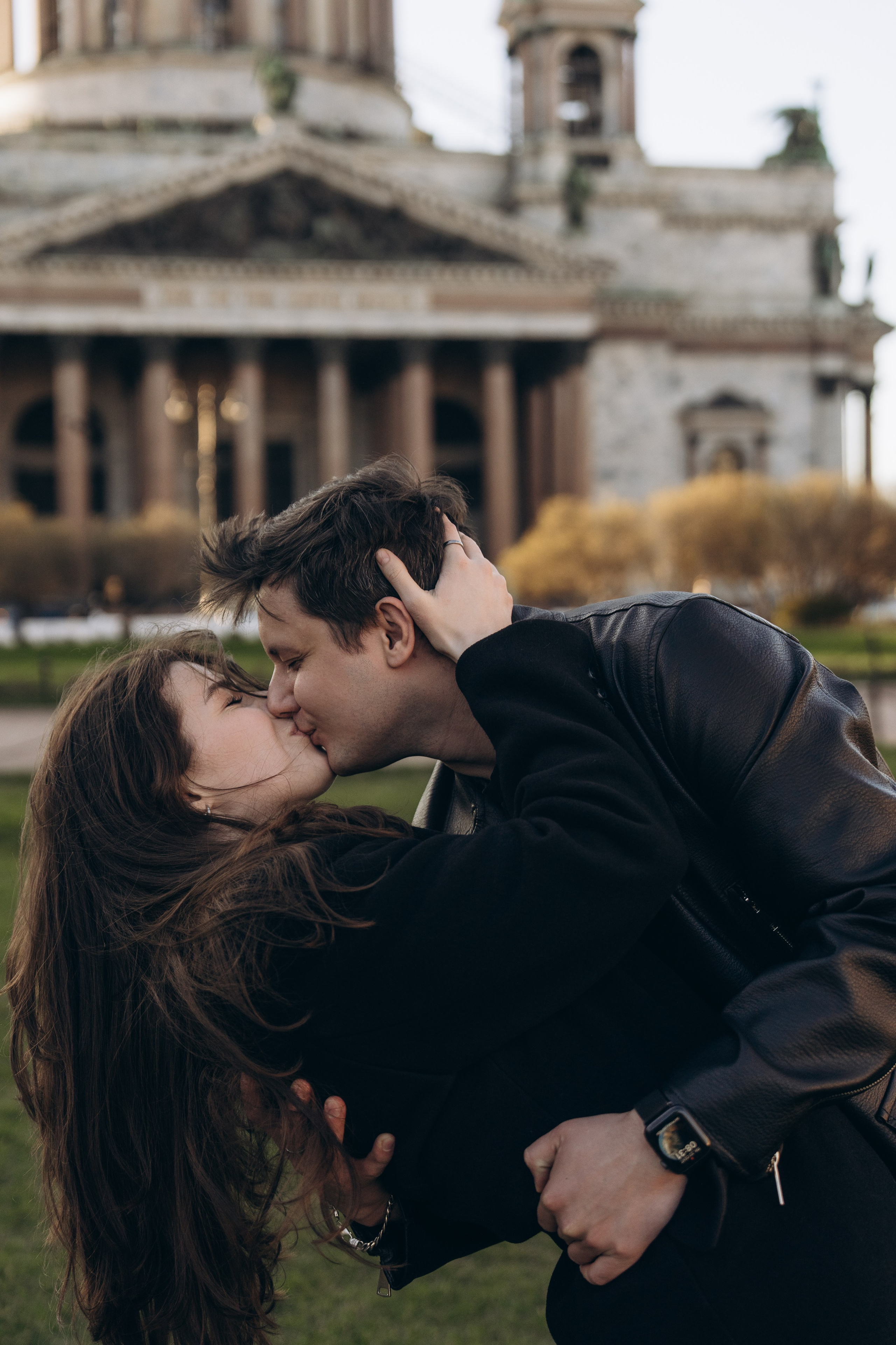 Лавстори прогулка в Санкт-Петербурге. Свадебный фотограф в Москве Анна Полушина